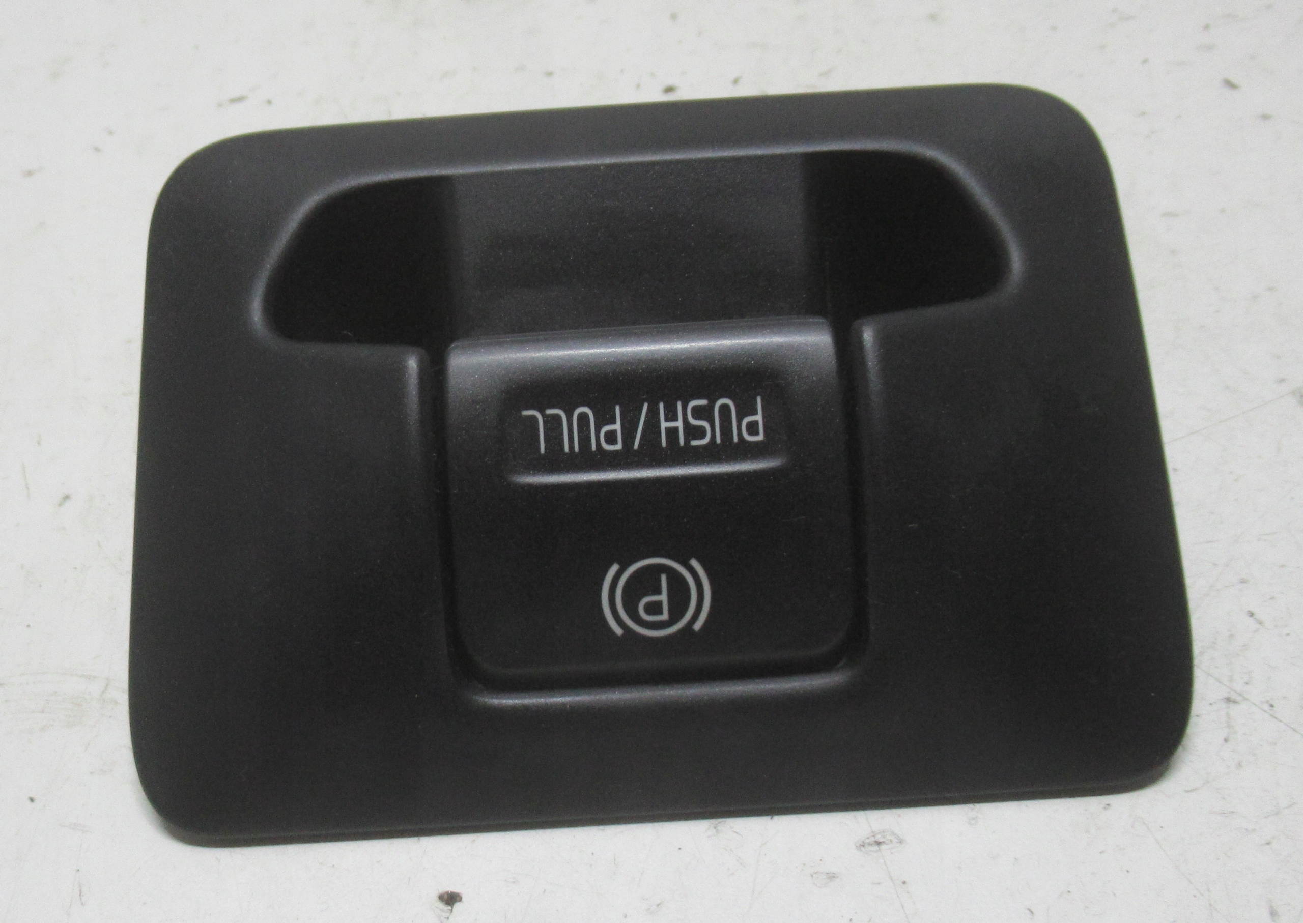 VOLVO V70 09R switch electric brake 30773539