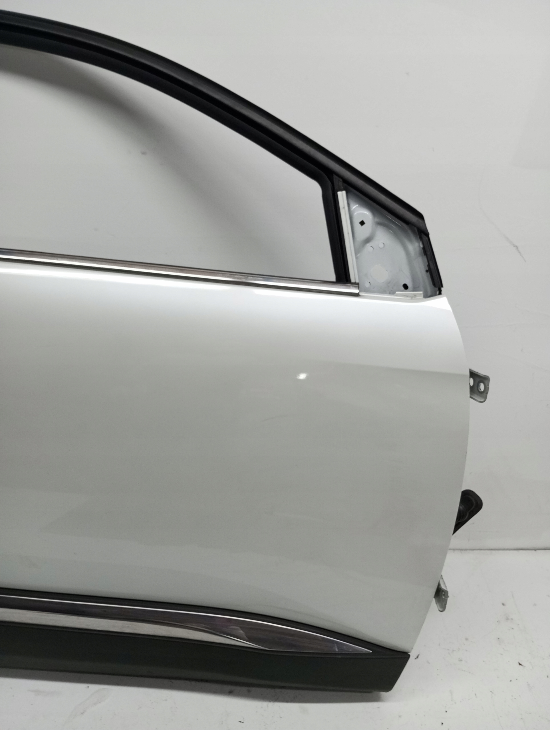 door right front PEUGEOT 3008 22R