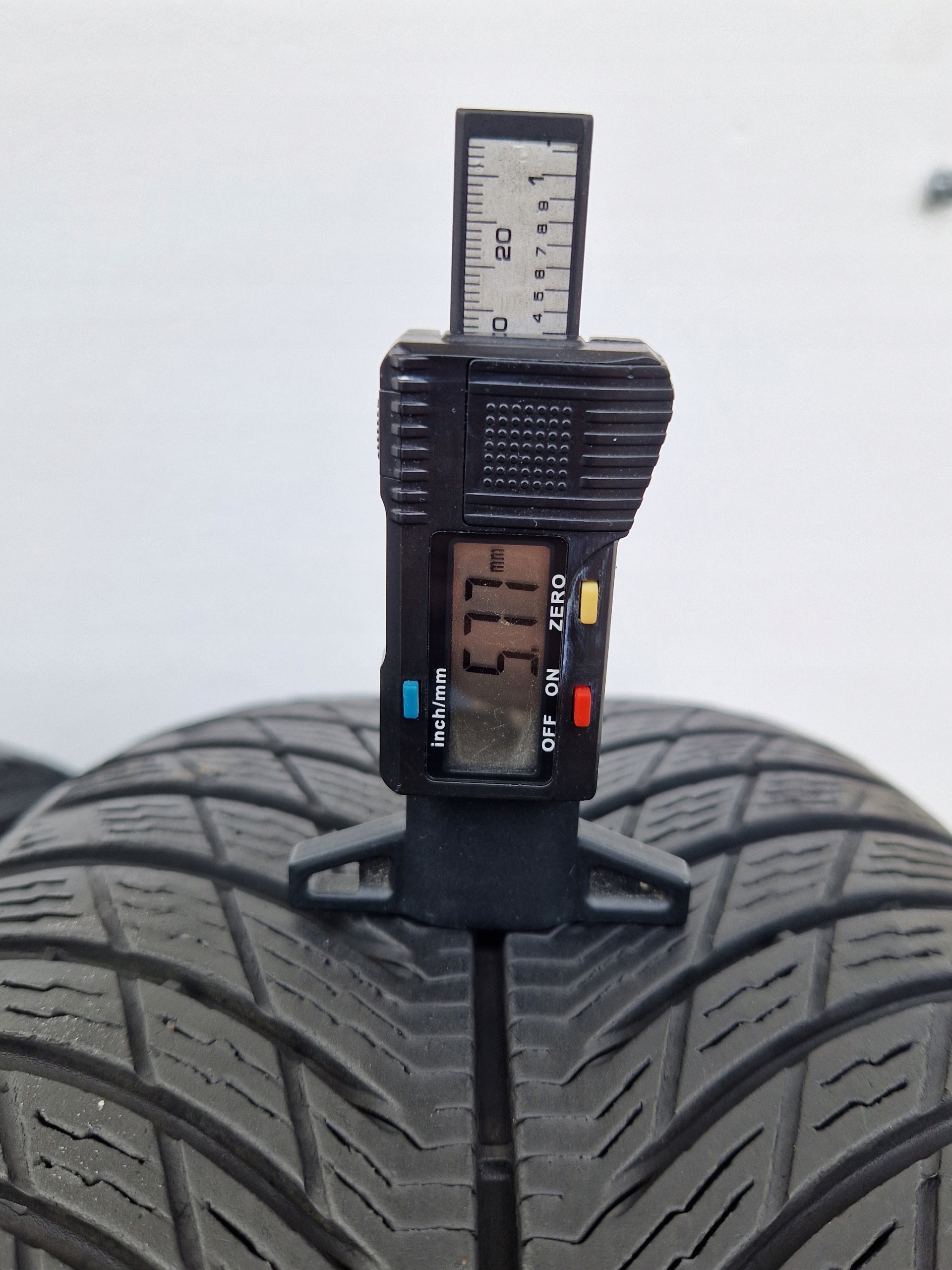 Opony Michelin Pilot Alpin 5 225/60r18 104H Marka Michelin