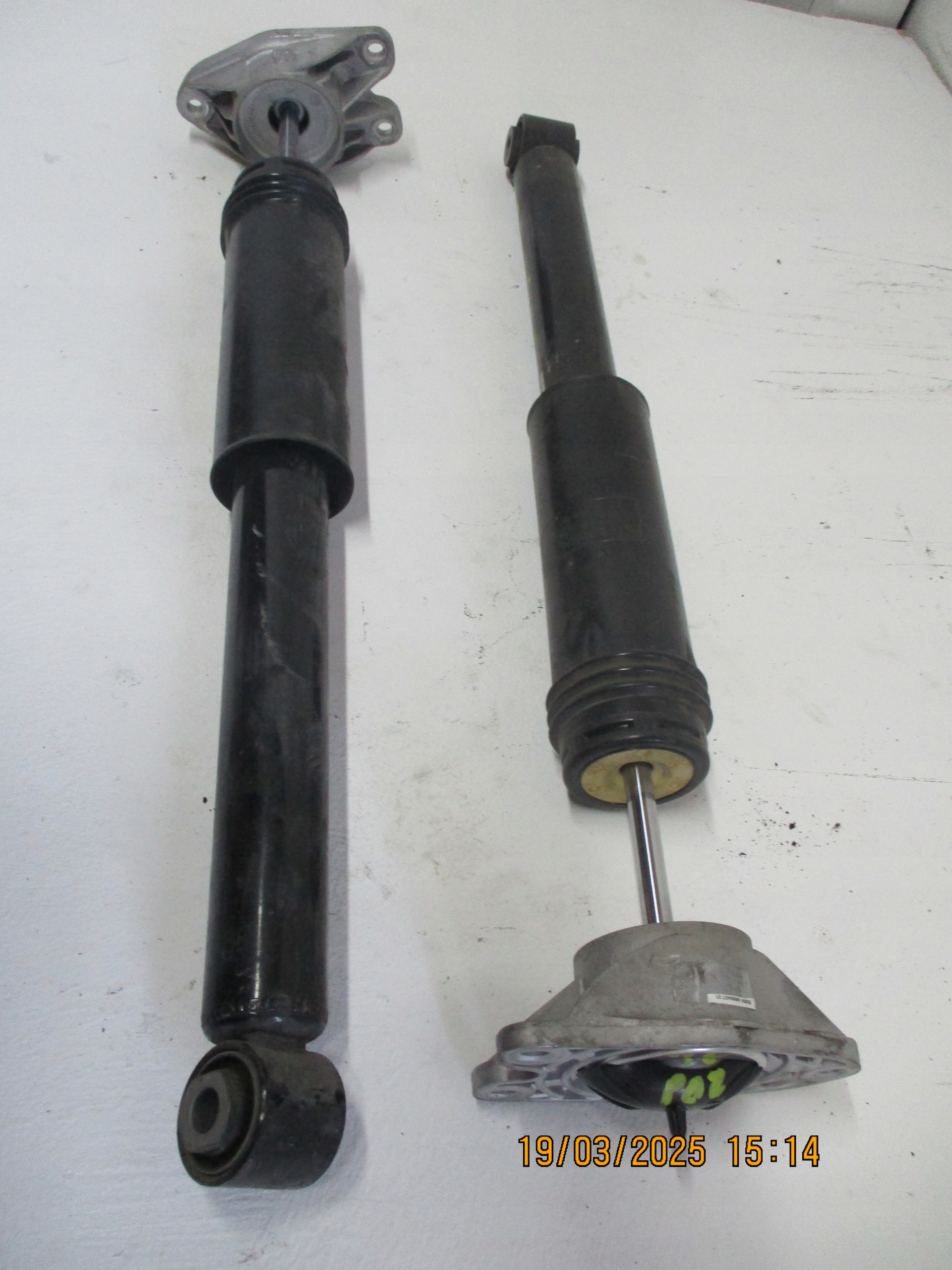 Stoßdämpfer AMOR BMW X2 U10 2,0D 6889457 heck hinten