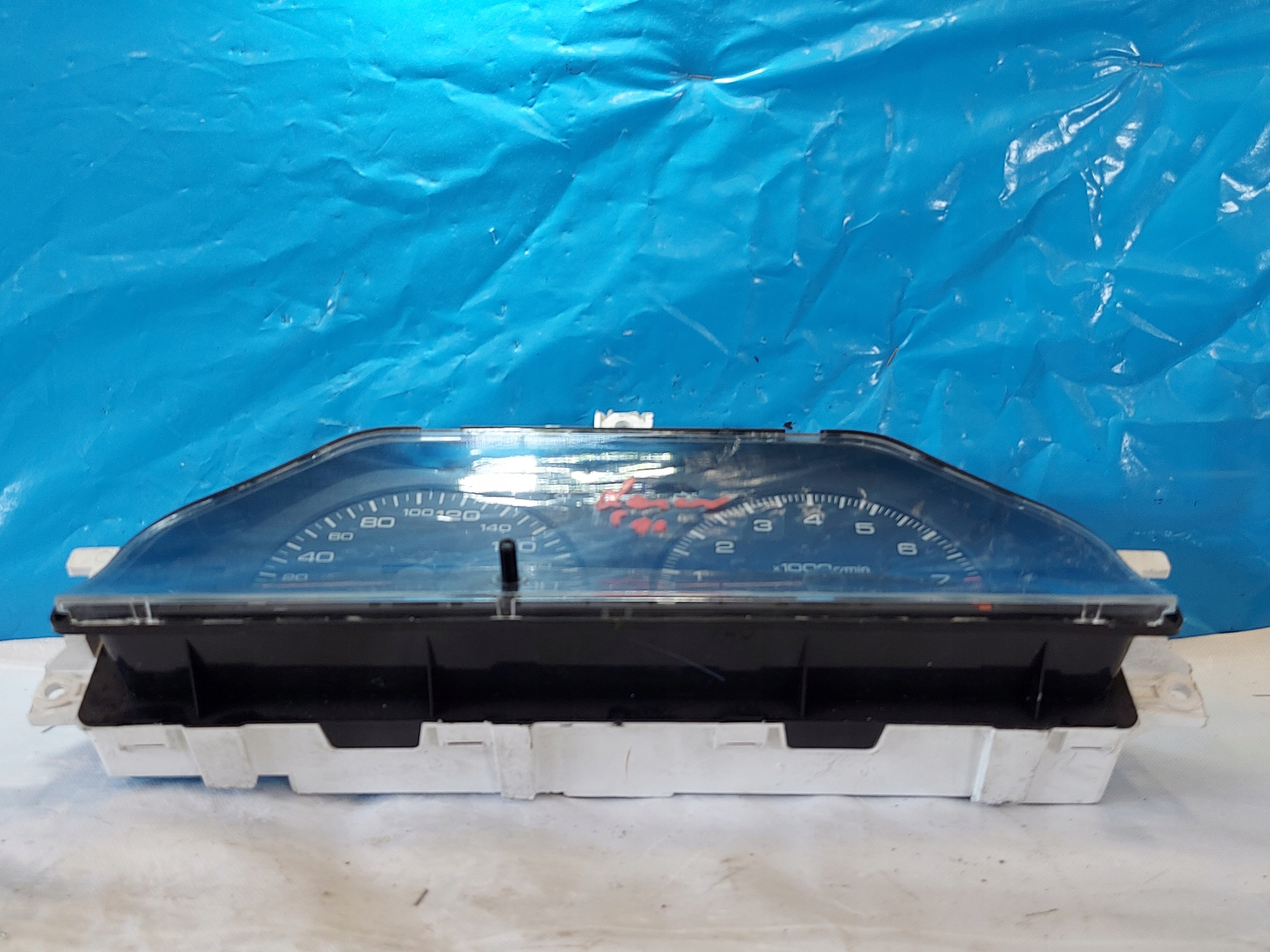 dials clock MITSUBISHI LANCER MB832061