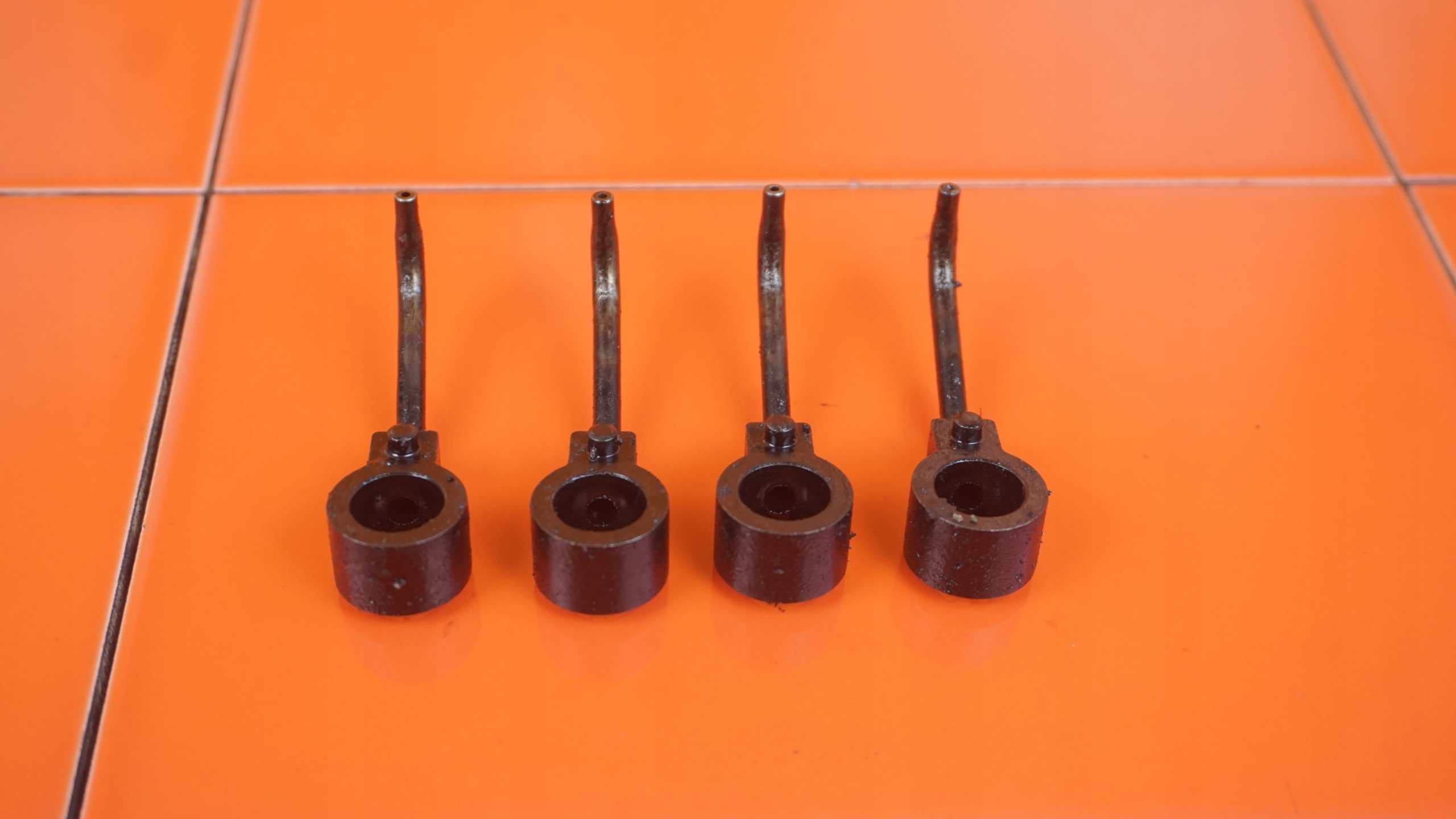 MAZDA CX-7 6 3 2.2 CITD 12r 4x4 173KM R2AA natrysk dysza oleju