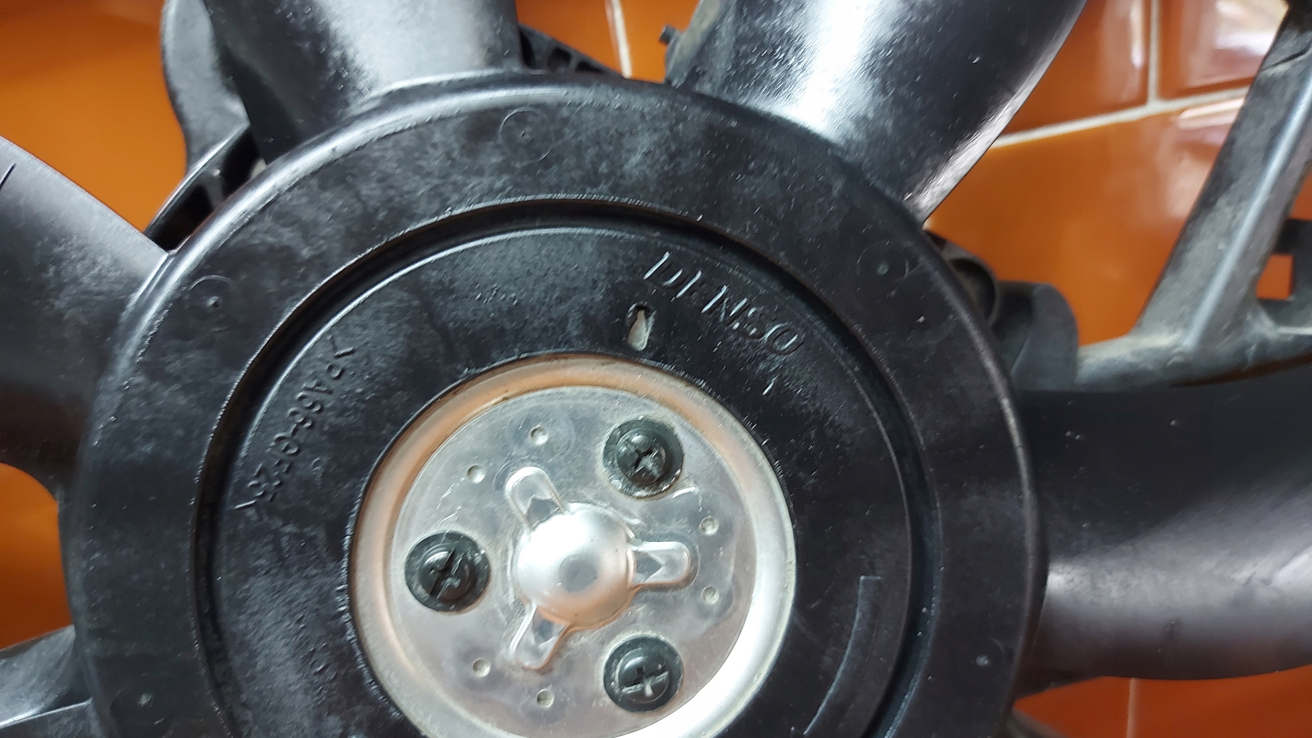 obal ventylátora ventilátor chladiče TOYOTA RAV4 V 18