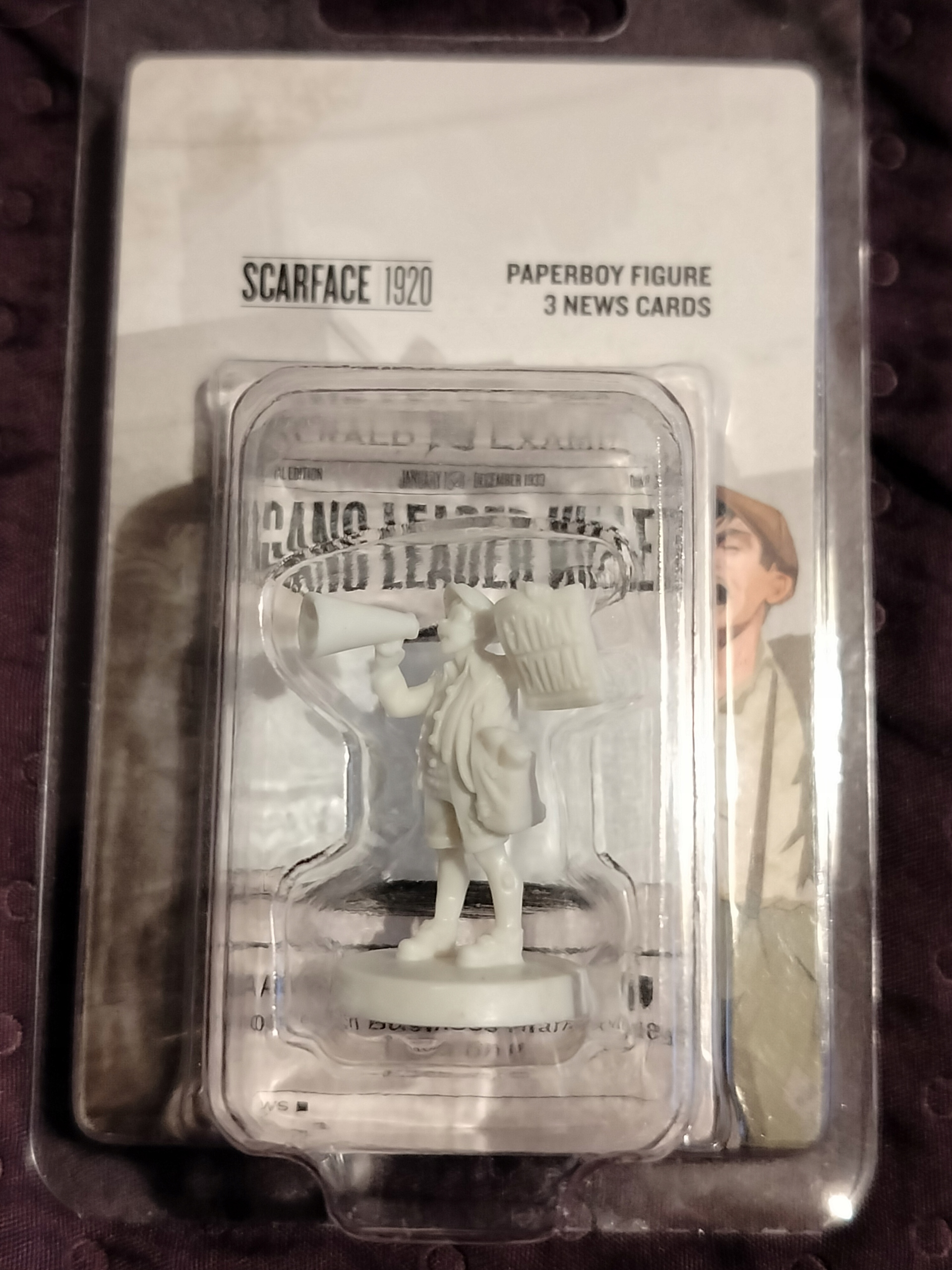 Scarface 1920 Paperboy figurka + 3 nowe karty