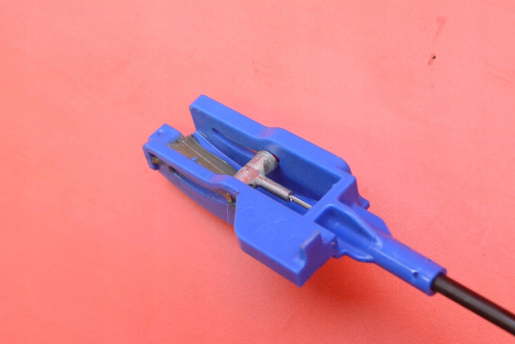 lock door left front front EU 81310CV100 KIA EV6 21