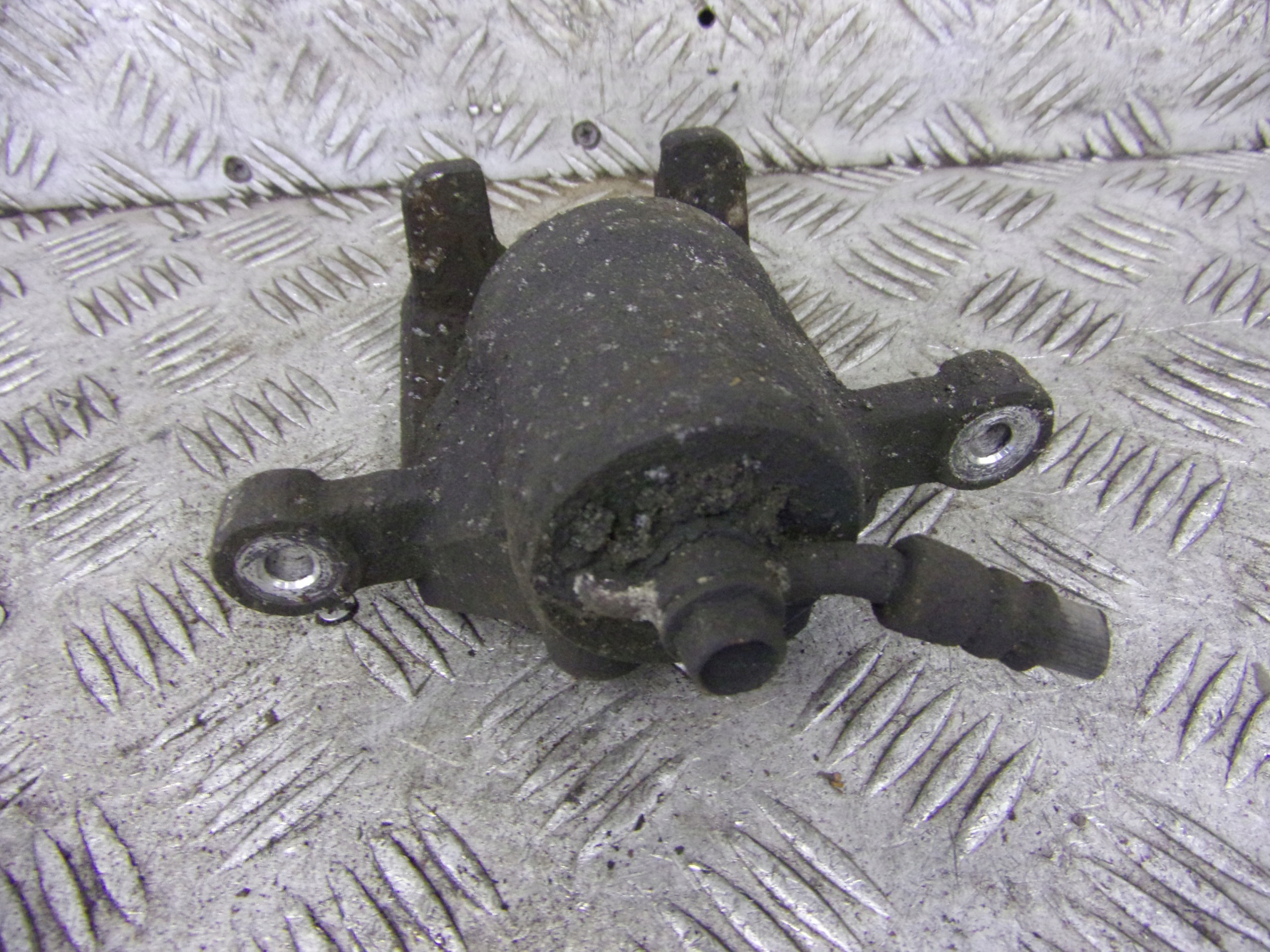 caliper brake right rear part rear KIA CARENS III
