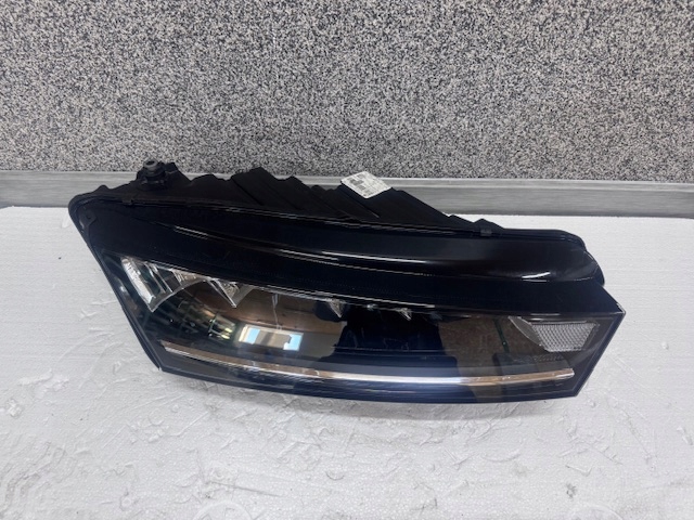 light right Skoda Octavia 4 IV Full Led 2023