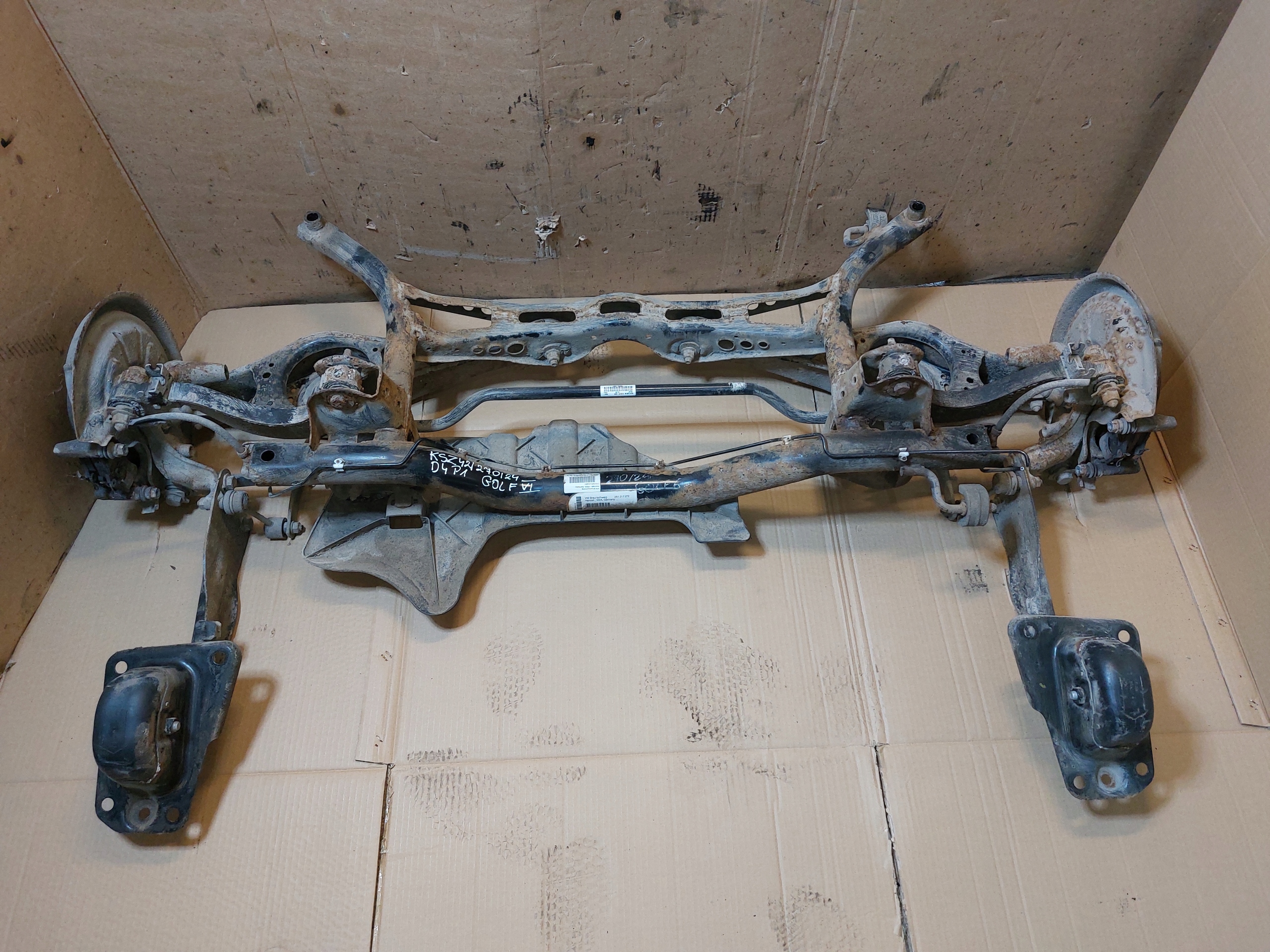 träger Achsträger heck VW GOLF VI HB
