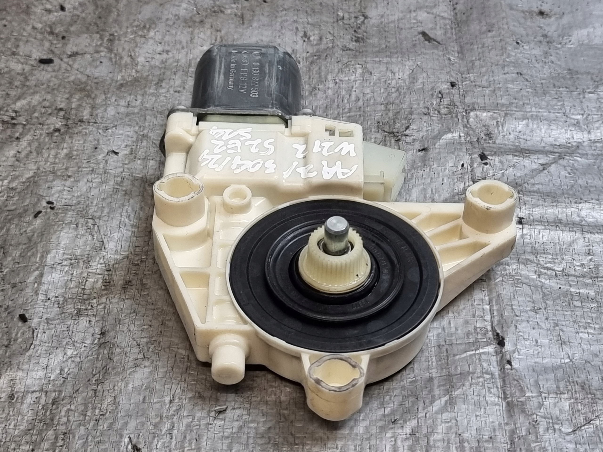 mini motor windows left front OE A2048200142 MERCEDES E KLASA W212 13r