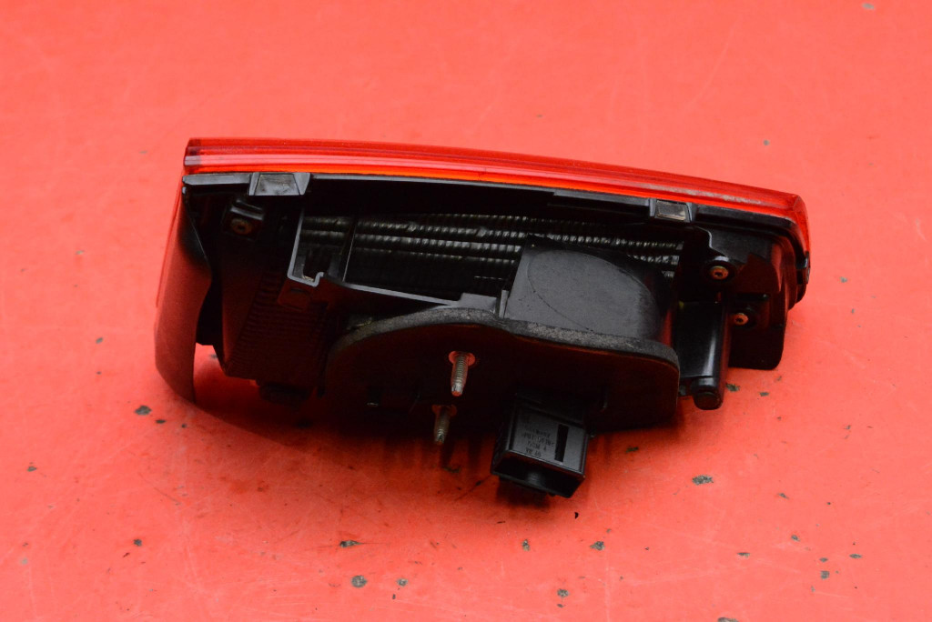 light right rear part rear VW PASSAT B8 KOMBI 14-20