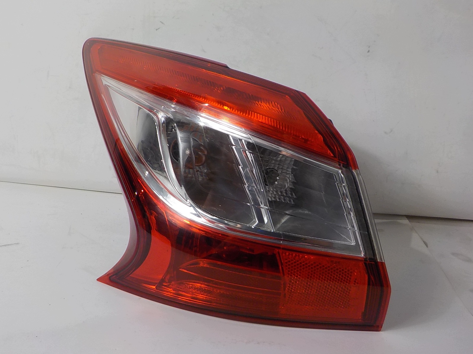 NISSAN PULSAR light left rear left rear part