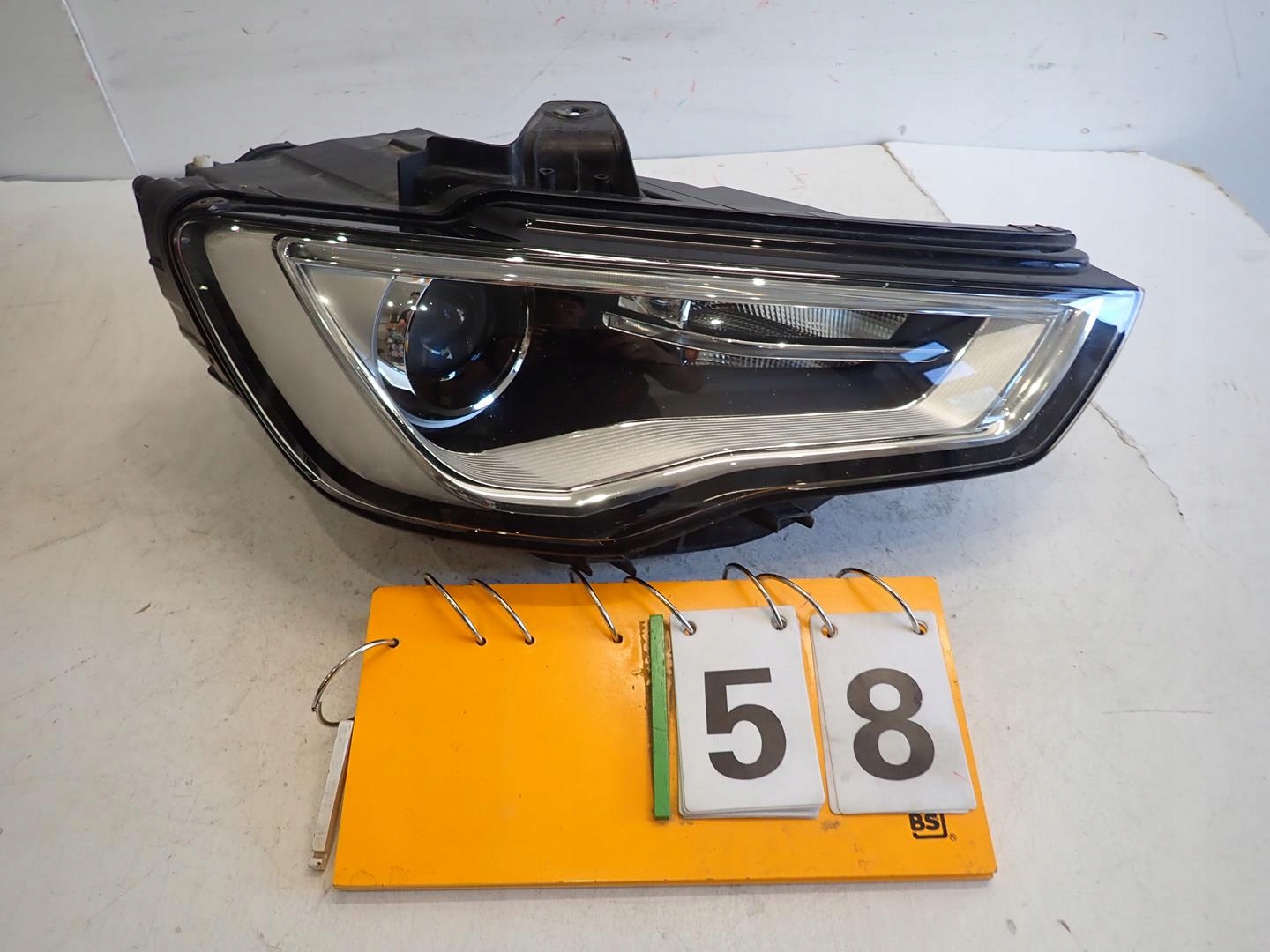 light front front right AUDI A3 2012- BI-XENON 8V0941006