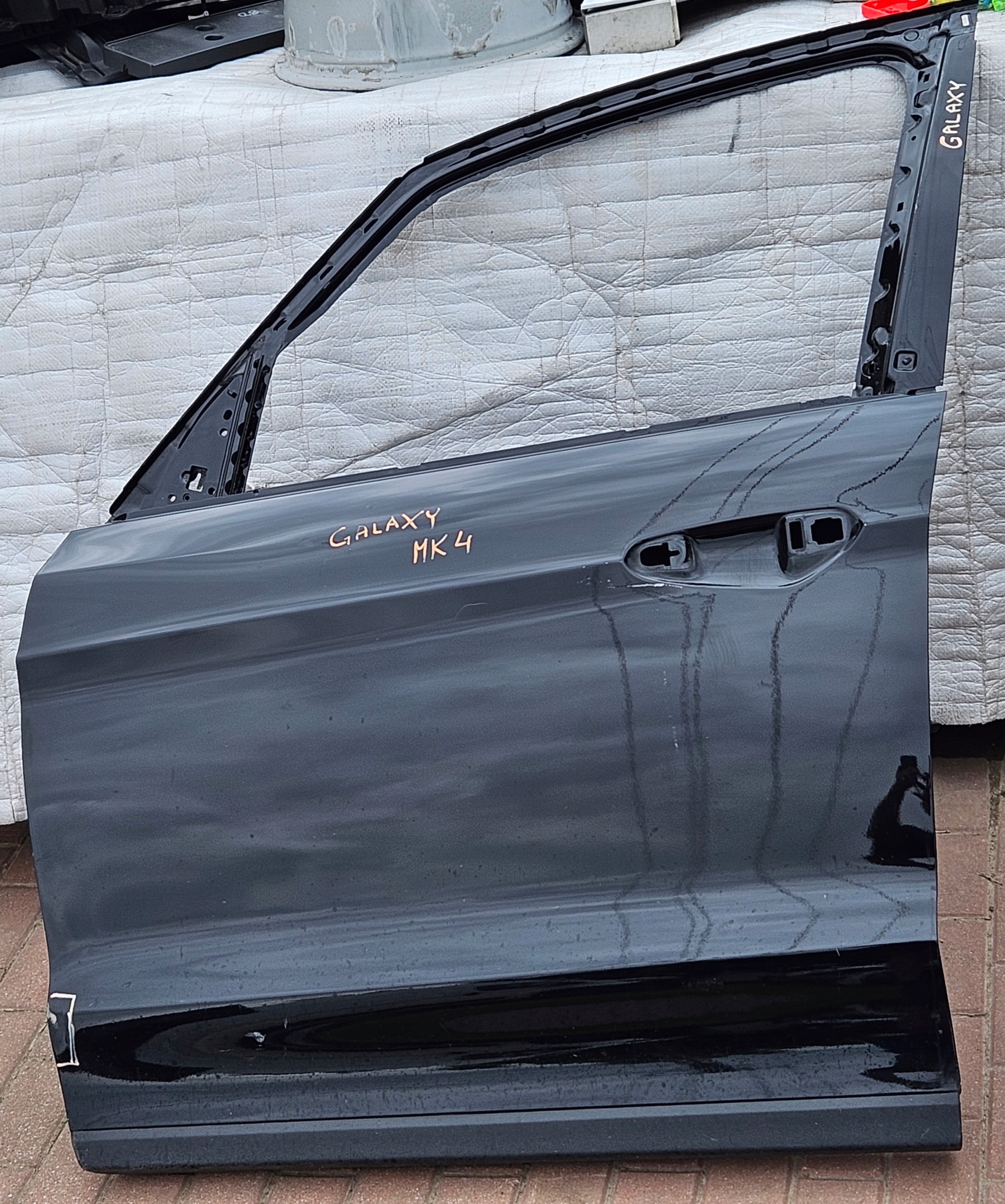 FORD GALAXY Mk4 15-22 drzwi lewe przód