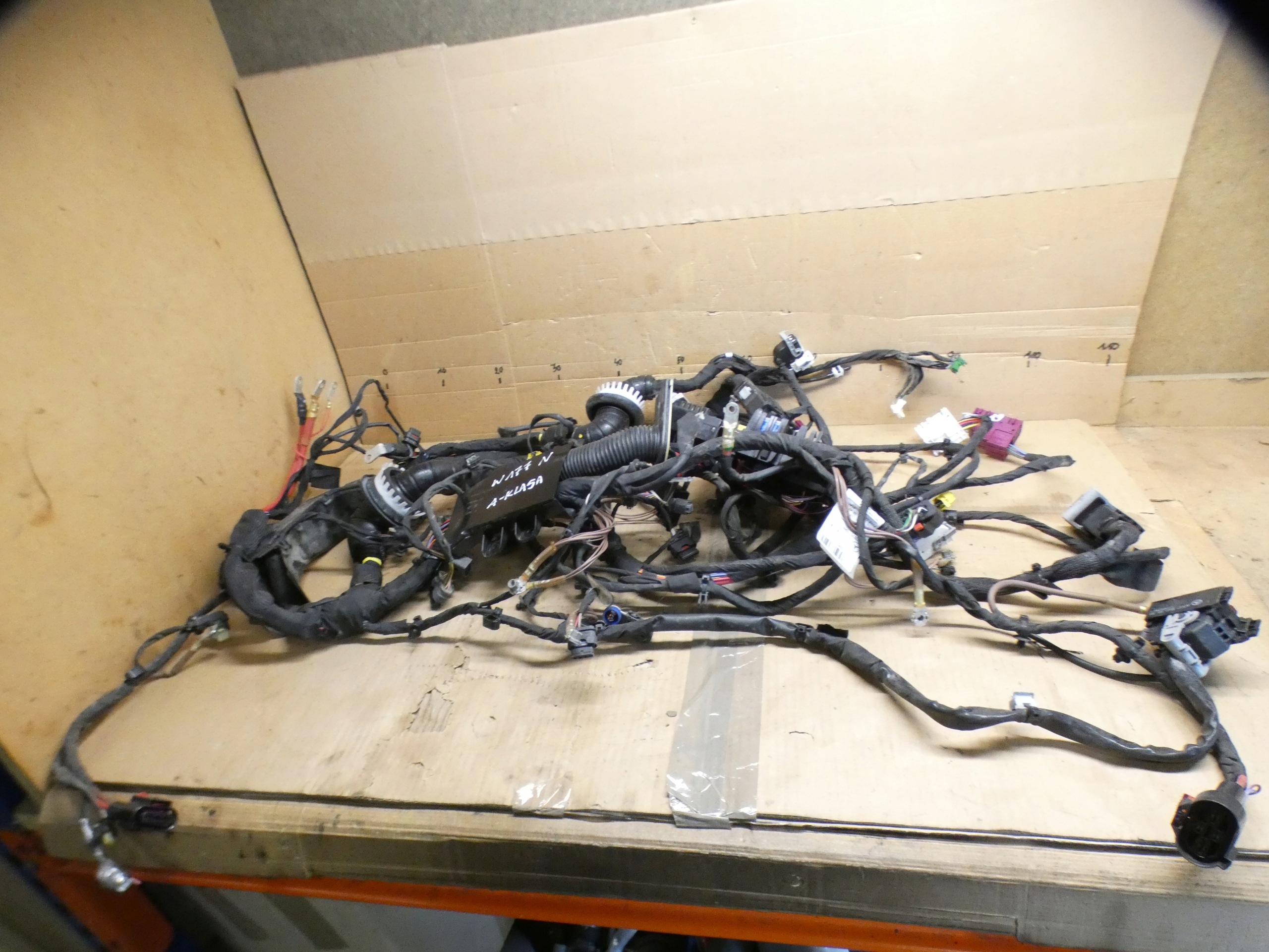 MERCEDES A class W177 wiring bundle of the engine A1775460300