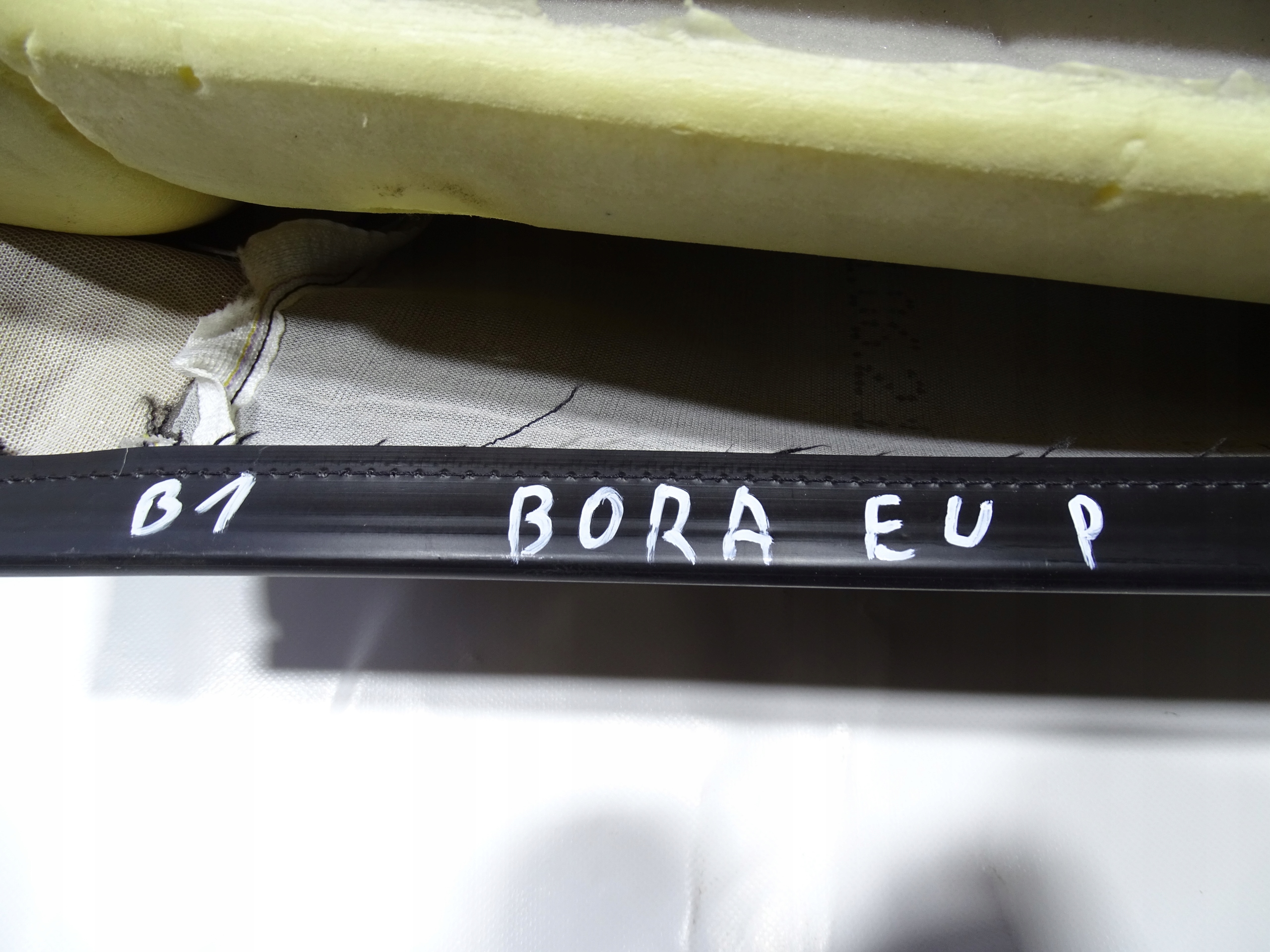 кресло правый обшивка vw Bora