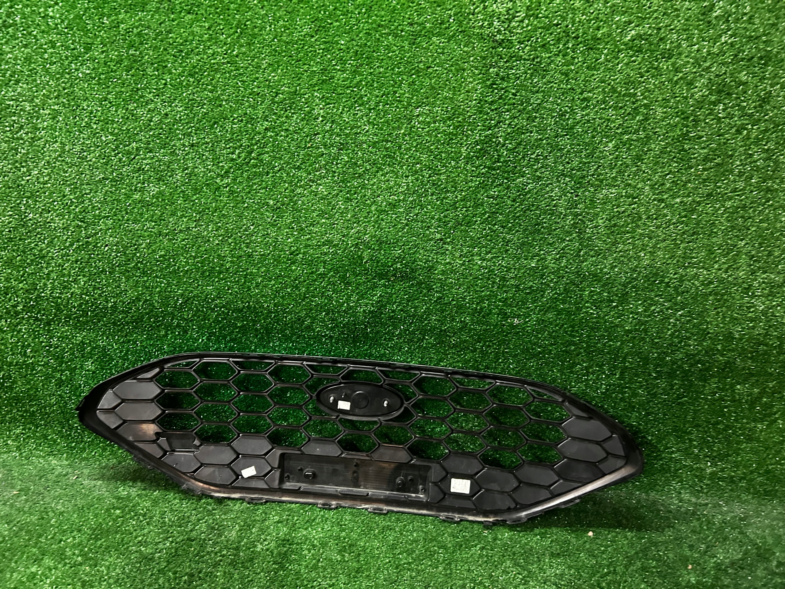grill grille FORD FOCUS MK4 ST LIFT