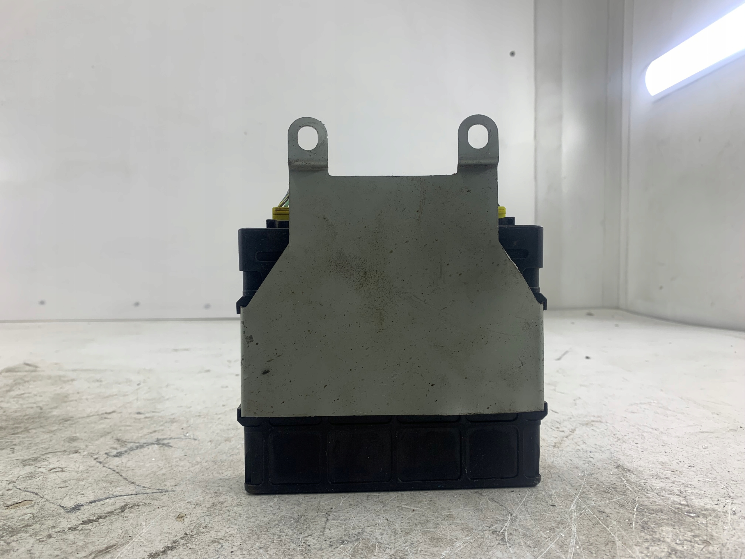 MITSUBISHI COLT V 1.3 control unit of the engine MD347016