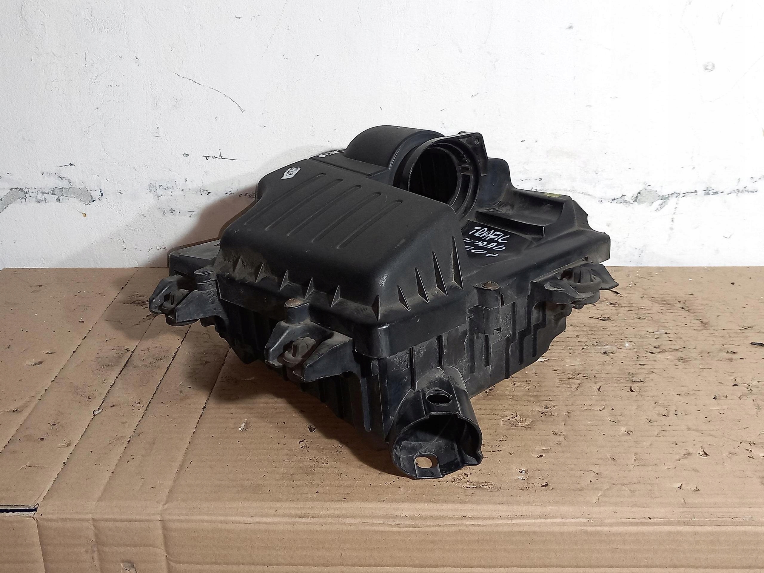 Gehäuse filter luft RENAULT TRAFIC II 2.0 DCI 8200760899B 06-14