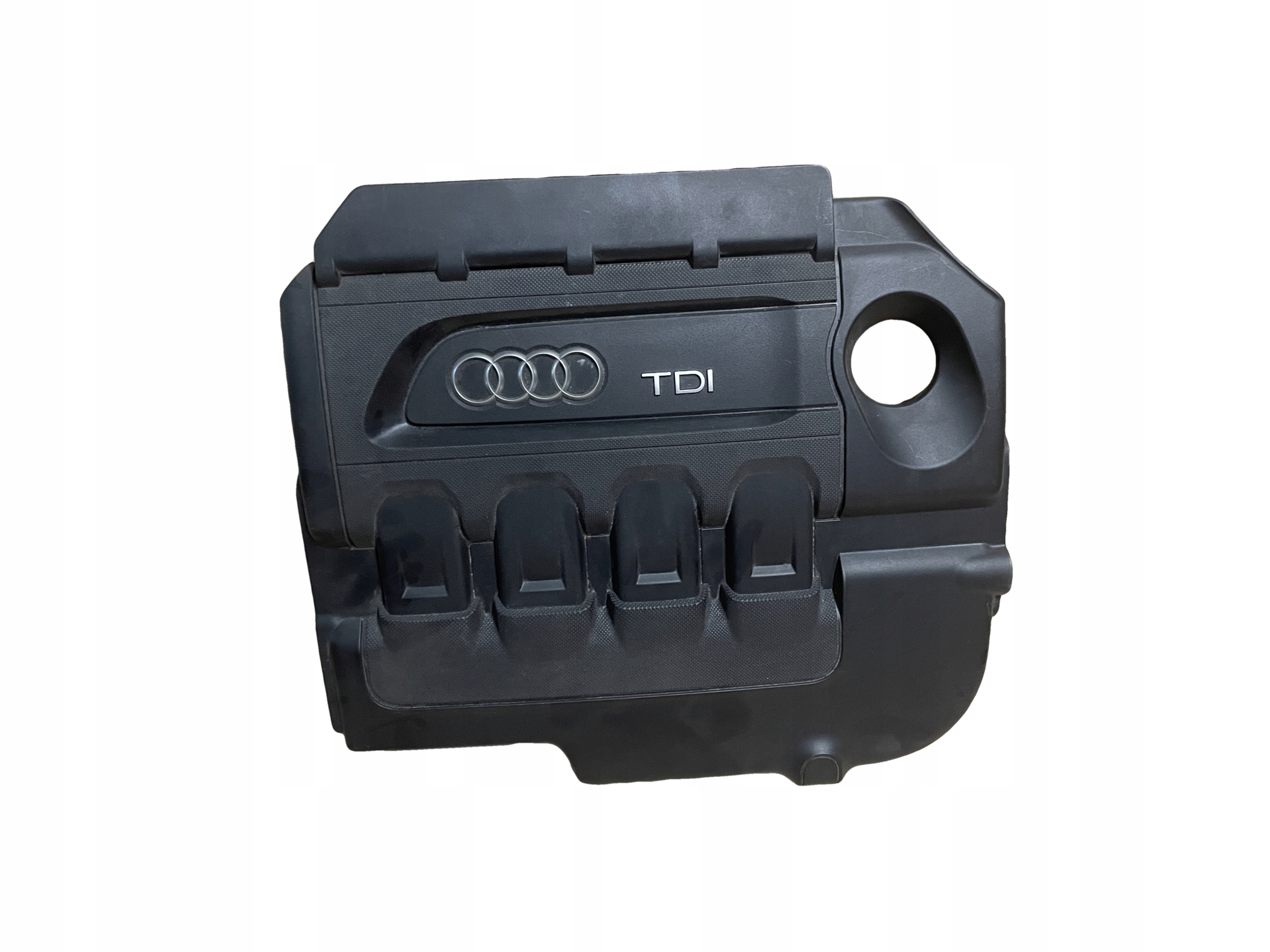 AUDI A3 8V TT TDI cover for engine 04L103925L