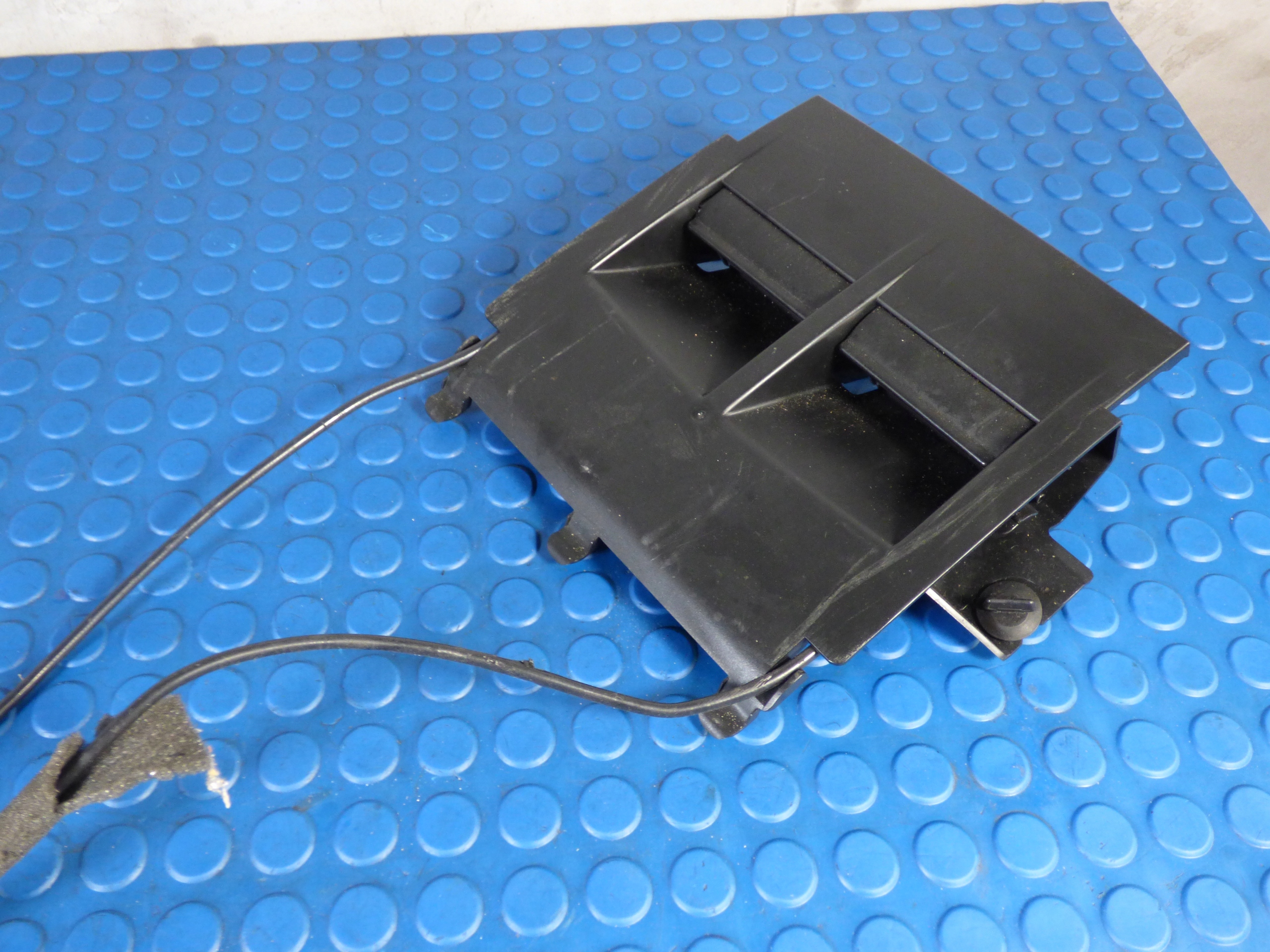 lock handle kanapy rear part 30727872 VOLVO S60 II