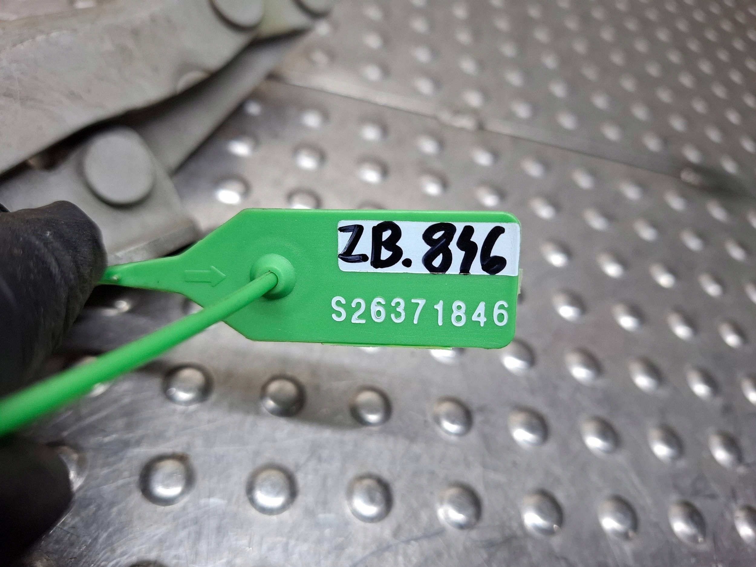 Charnière du capot Gauche Avant 7008727 BMW 5 E60 E61