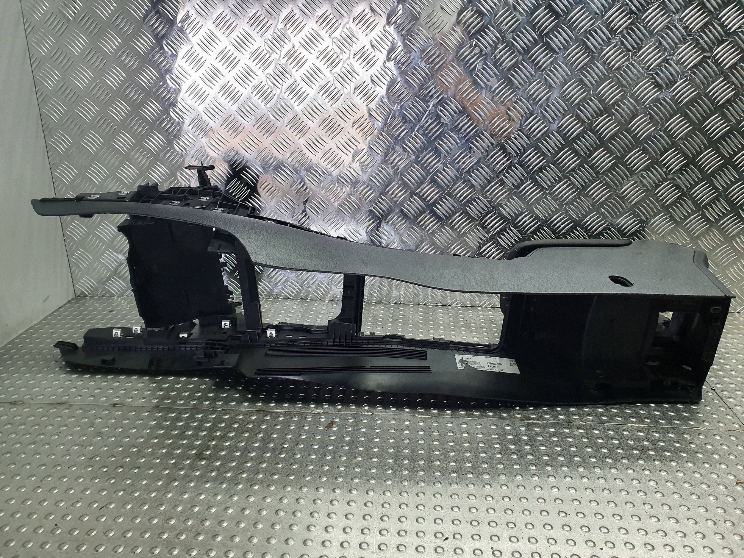 TUNEL central armrest 5G1863243P 5G0864298F VW GOLF VII