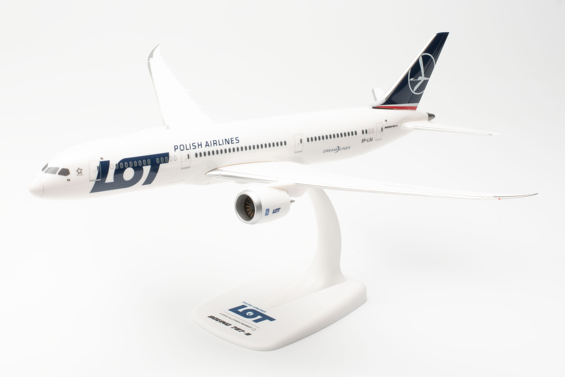 Herpa 614108 Lot Boeing 787-9 Dreamliner Snapfit Polských aerolinií 1:200