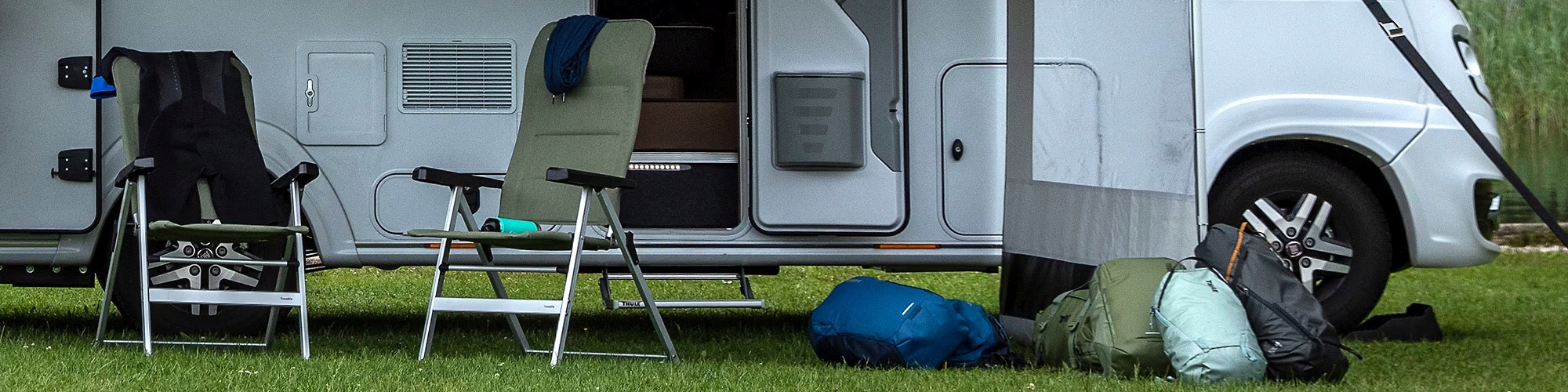 STOPIEN WEJSCIOWY THULE DOUBLE STEP 440 12 V Brand Thule