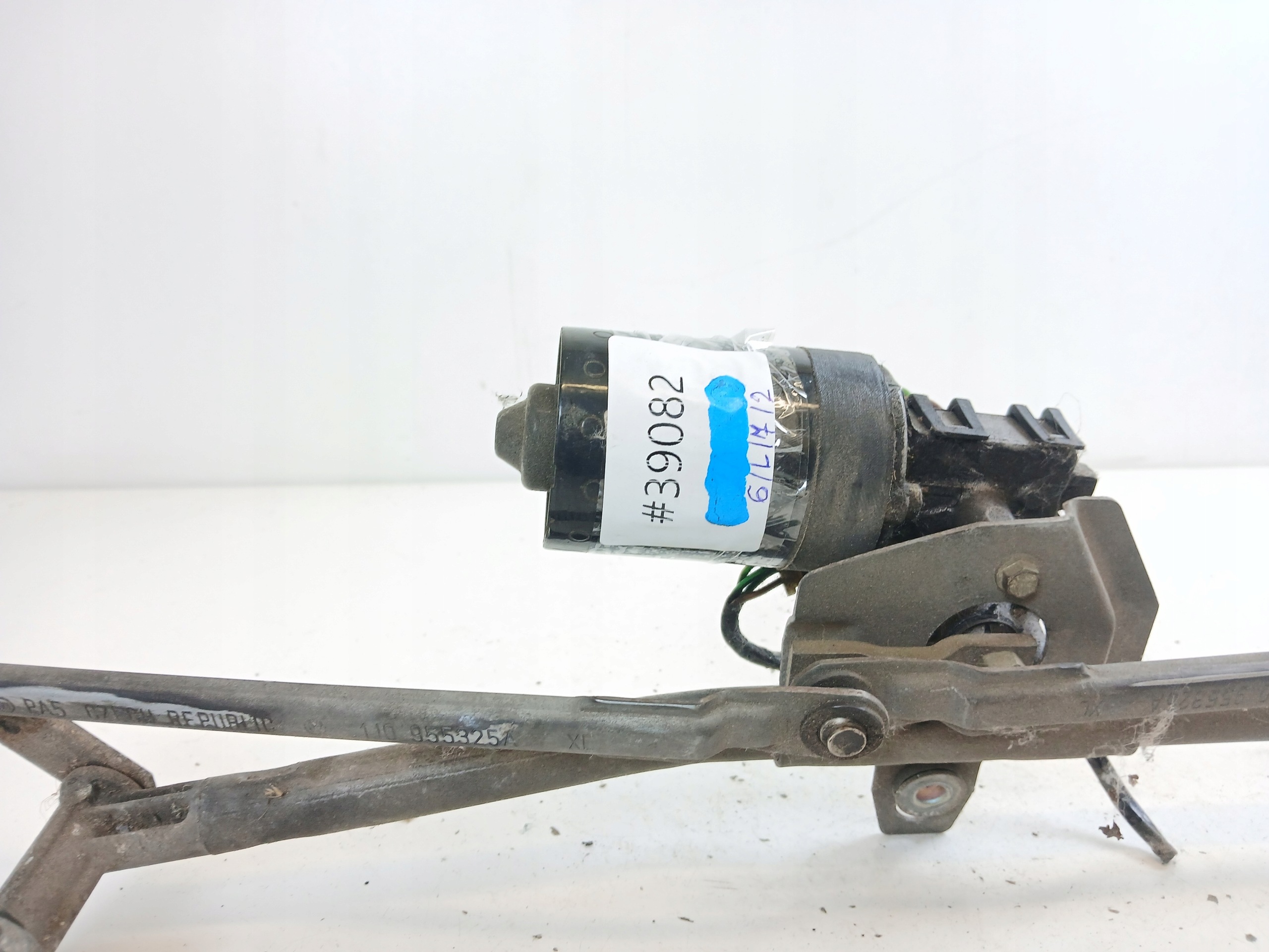 VW GOLF IV wiper mechanism front 1J1955113A