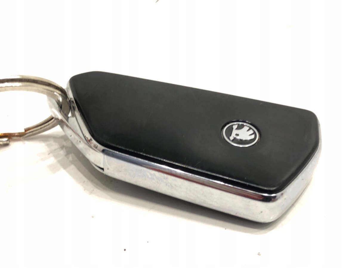 KLUCZYK SKODA OCTAVIA IV PILOT Jakość części (zgodnie z GVO) O - oryginał z logo producenta pojazdu (OE)