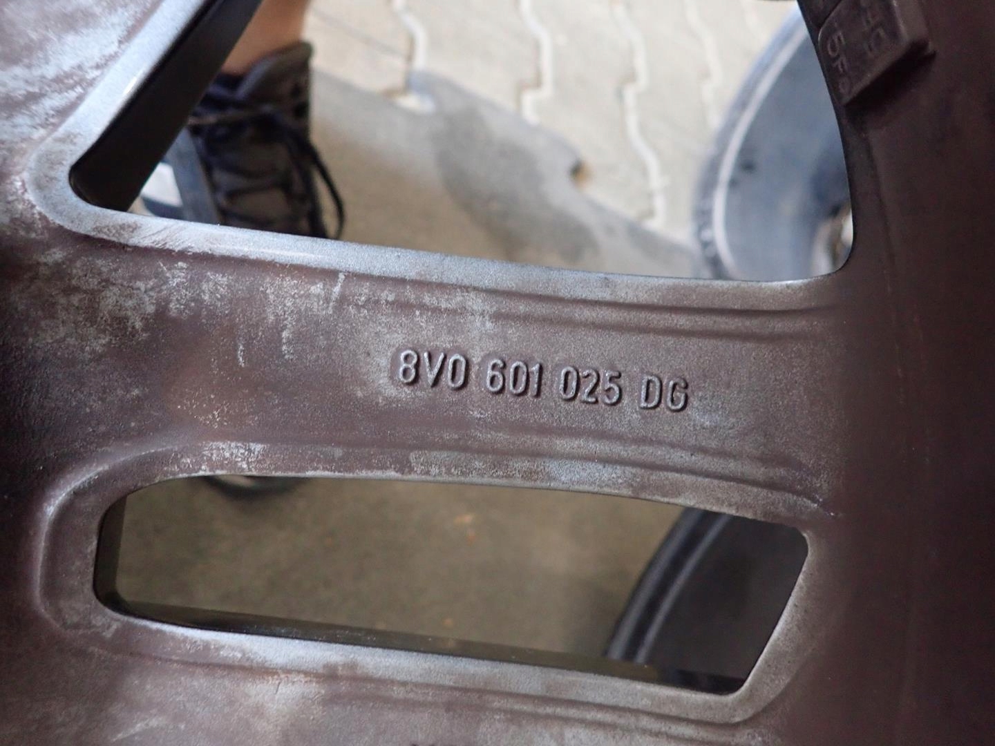 disk disk AUDI 8V0 5x112 ET46 8J 18" 8V0601025DG