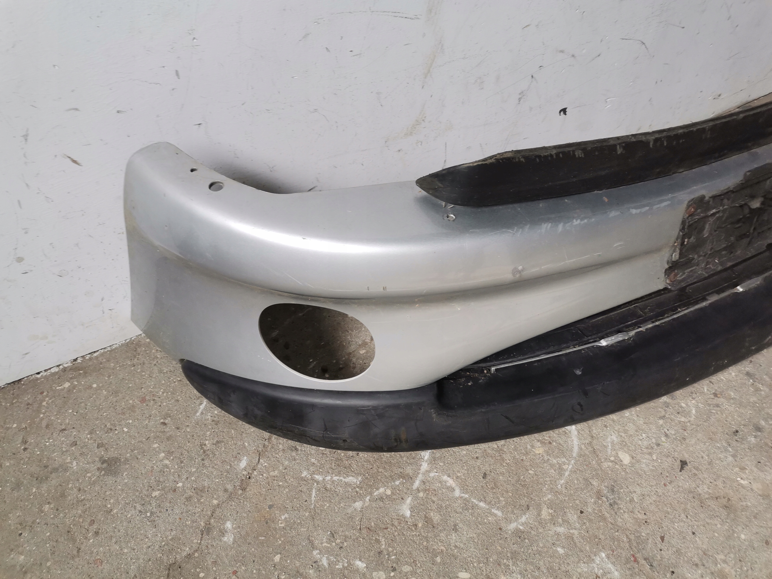 nárazník předek PEUGEOT 206
