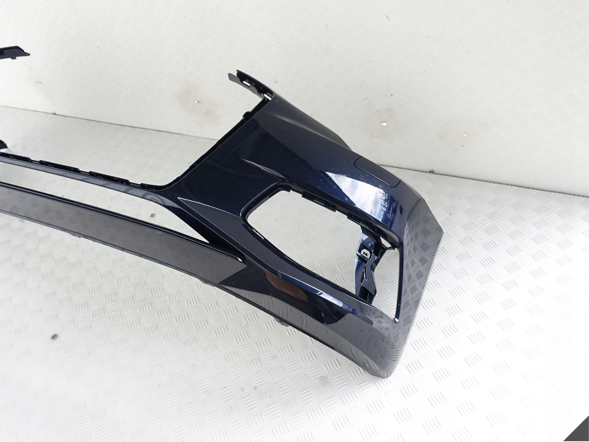 AUDI A6 4K0 C8 18- ZWYKLY bumper BUMPER front 4K0807437 (washers)