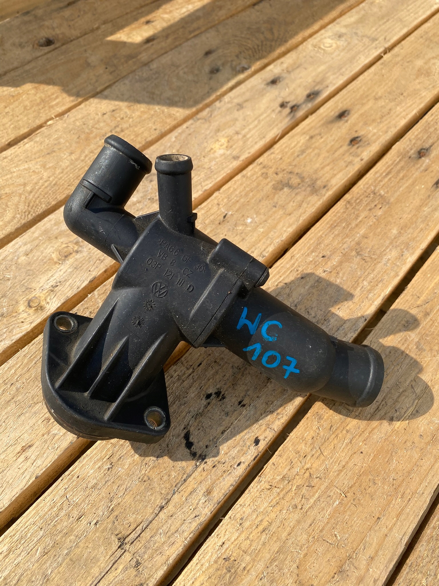 csomag termostatu AUDI VW SEAT 1.4 03P121111D