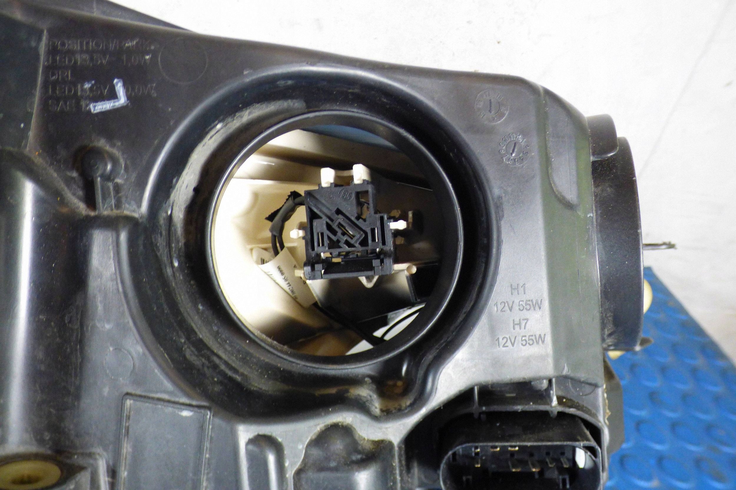 Ford Focus MK3 reflektor light left BM51-13W030-NB original st.BDB EUROPA