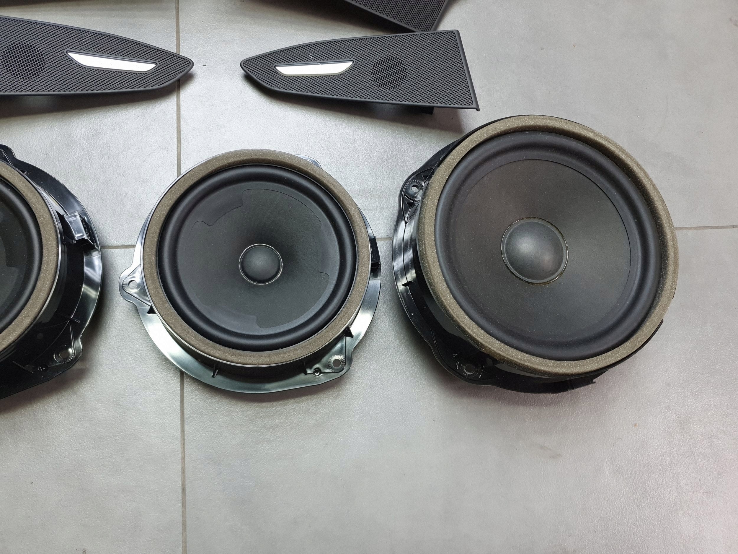 Audi SQ6 e-tron satz audio bang&OLUFSEN 8Y0035465A 85E035382A