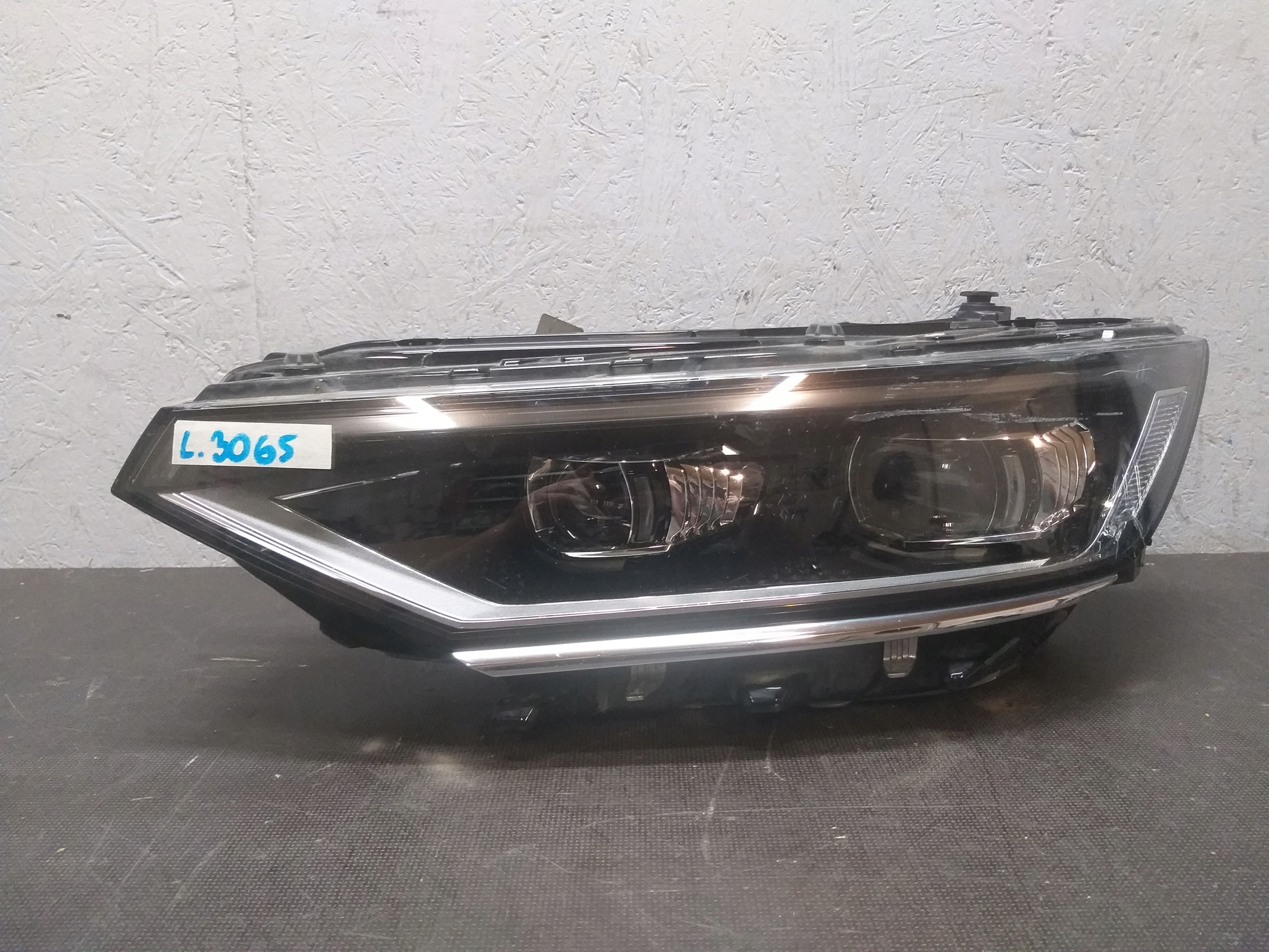 LIGHT FRONT LEFT VW PASSAT B8 LIFT FULL LED 3G1941081P