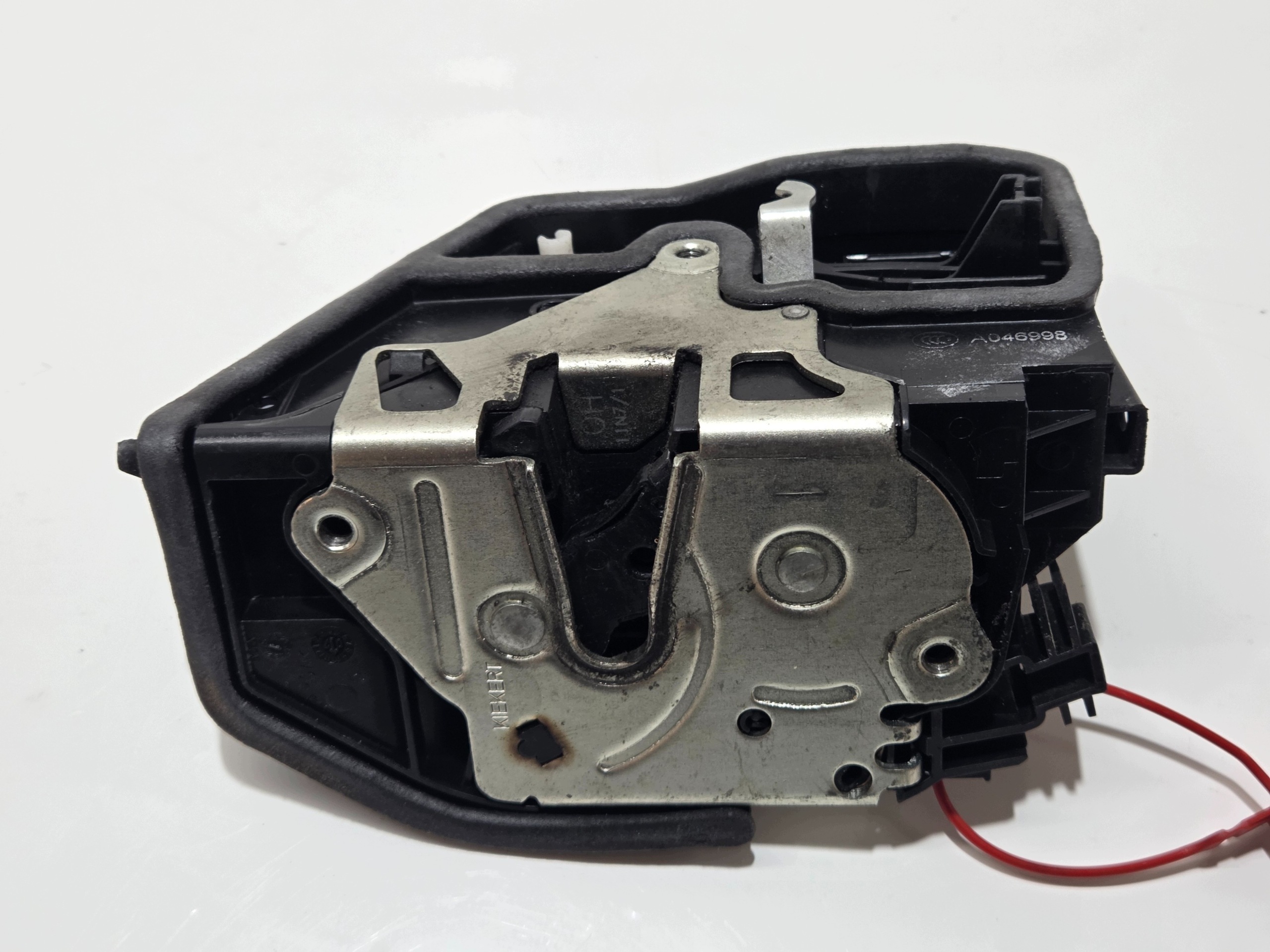 zár ajtó bal első BMW E87 EUROPA 7202149