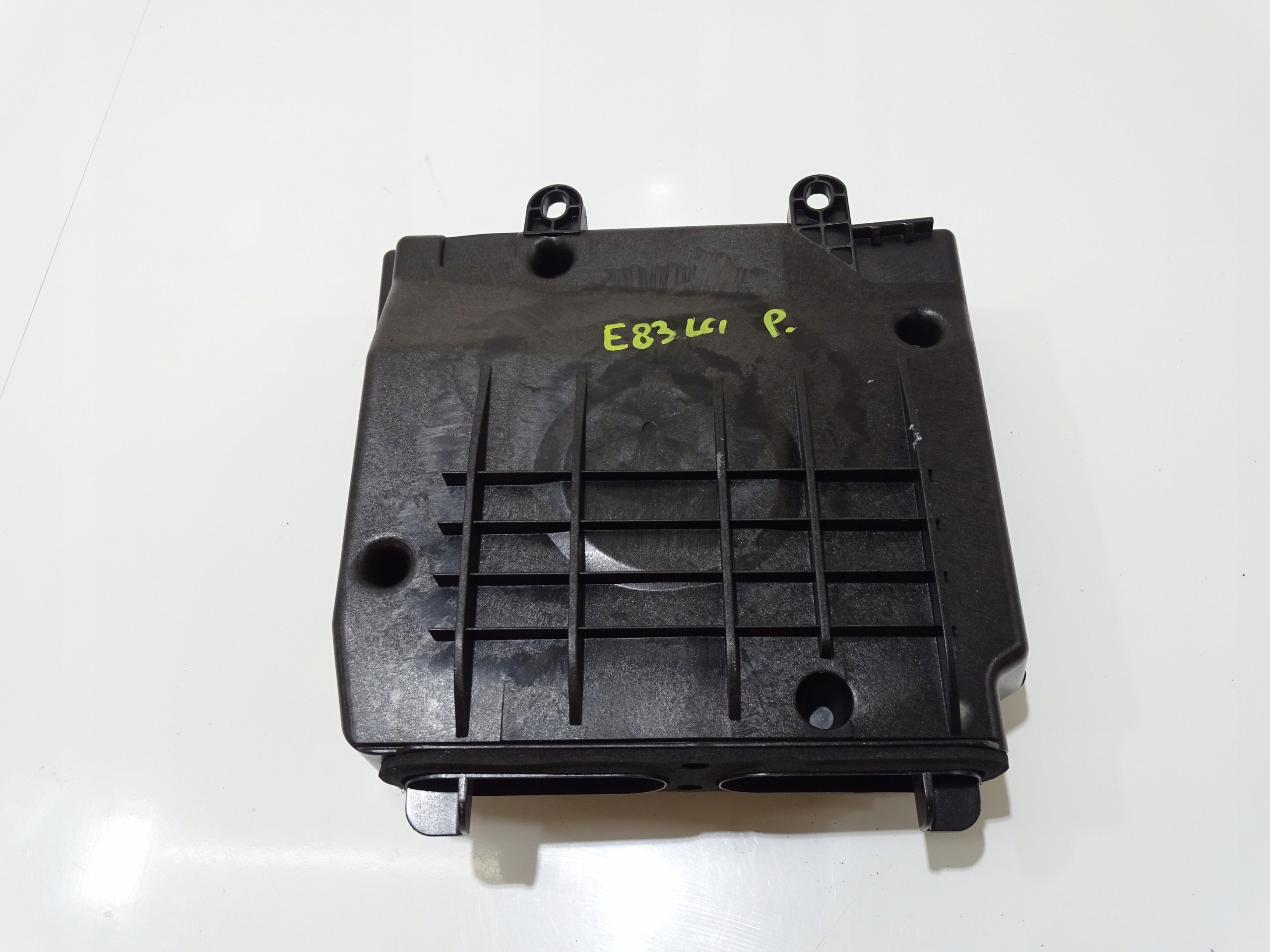 speaker NISKOTONOWY right SUBWOOFER BMW X3 E83 LCI 6990102