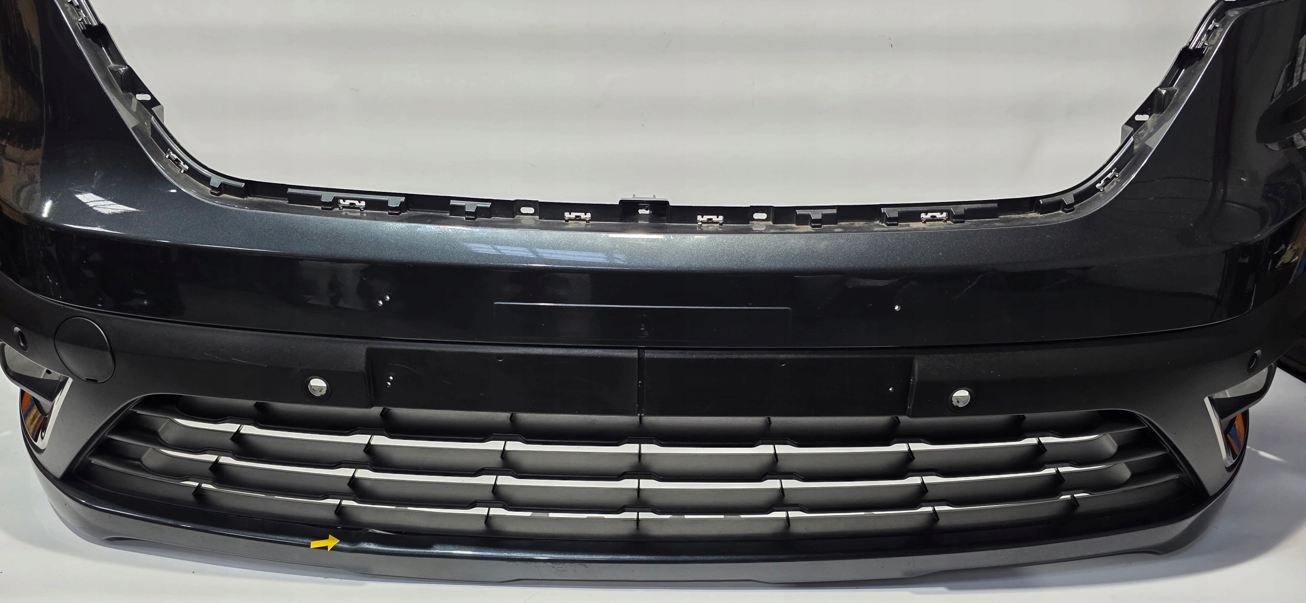front bumper RENAULT TRAFIC III LIFT IV 21- 6XPDC original 620226941R