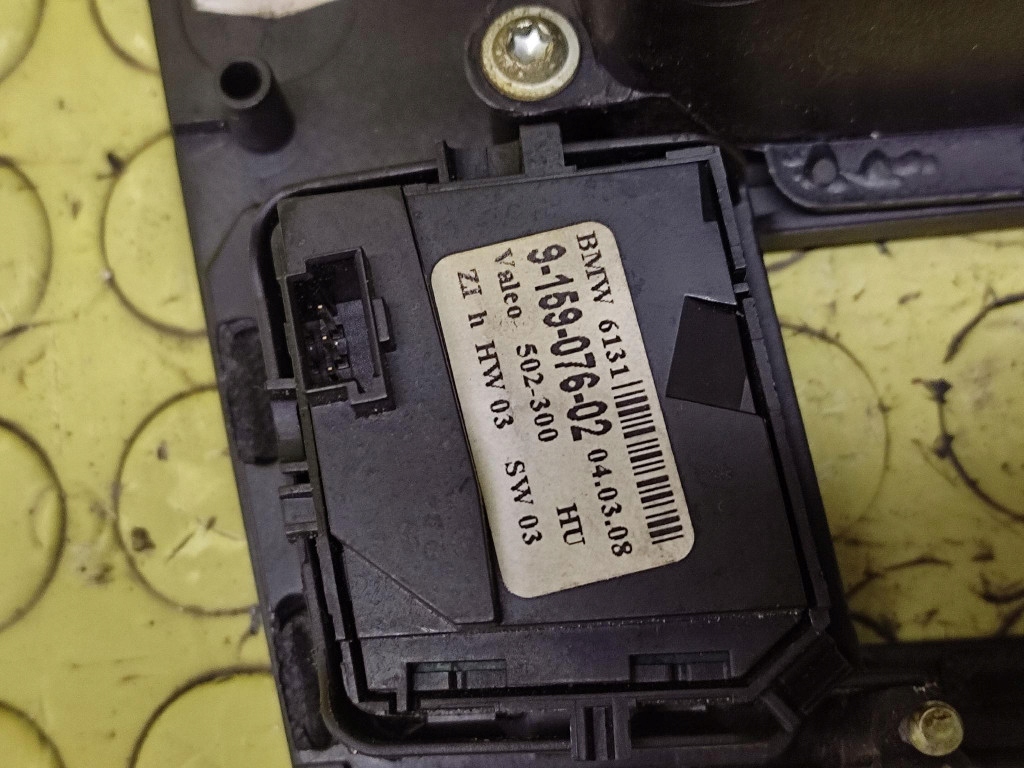 BMW E60 Montage Bouton 915905102
