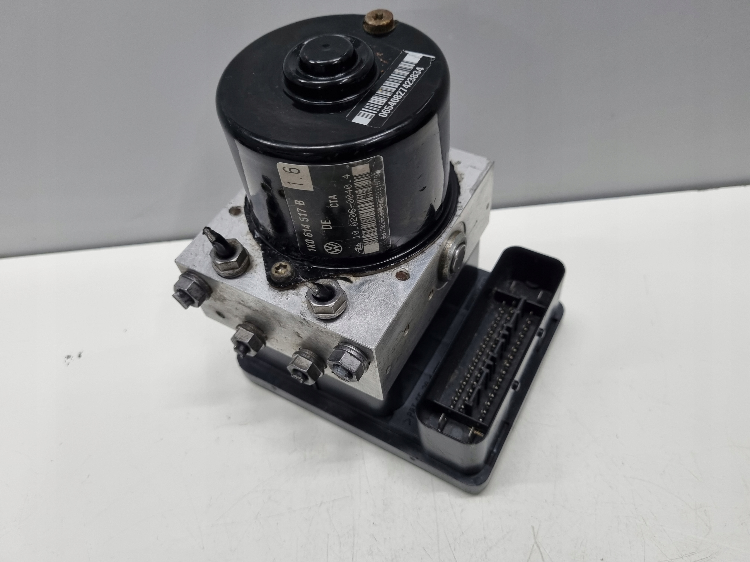 1K0907379D 1K0614517B - Насос ABS ESP A3 Altea Leon Octavia Golf V TOURAN