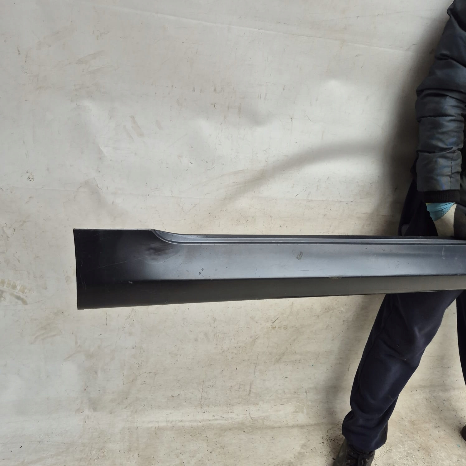 BMW 7 G11 m-packet 15-22 threshold right moulding threshold right