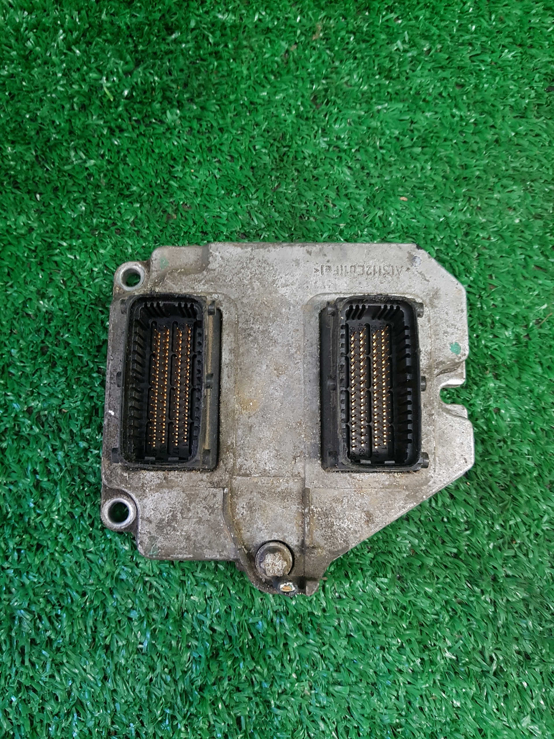 computer of the engine control unit OPEL ASTRA H 55559272 5WK9443