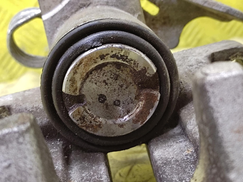 AUDI A6 C5 bremssattel bremse sattel brems- links heck