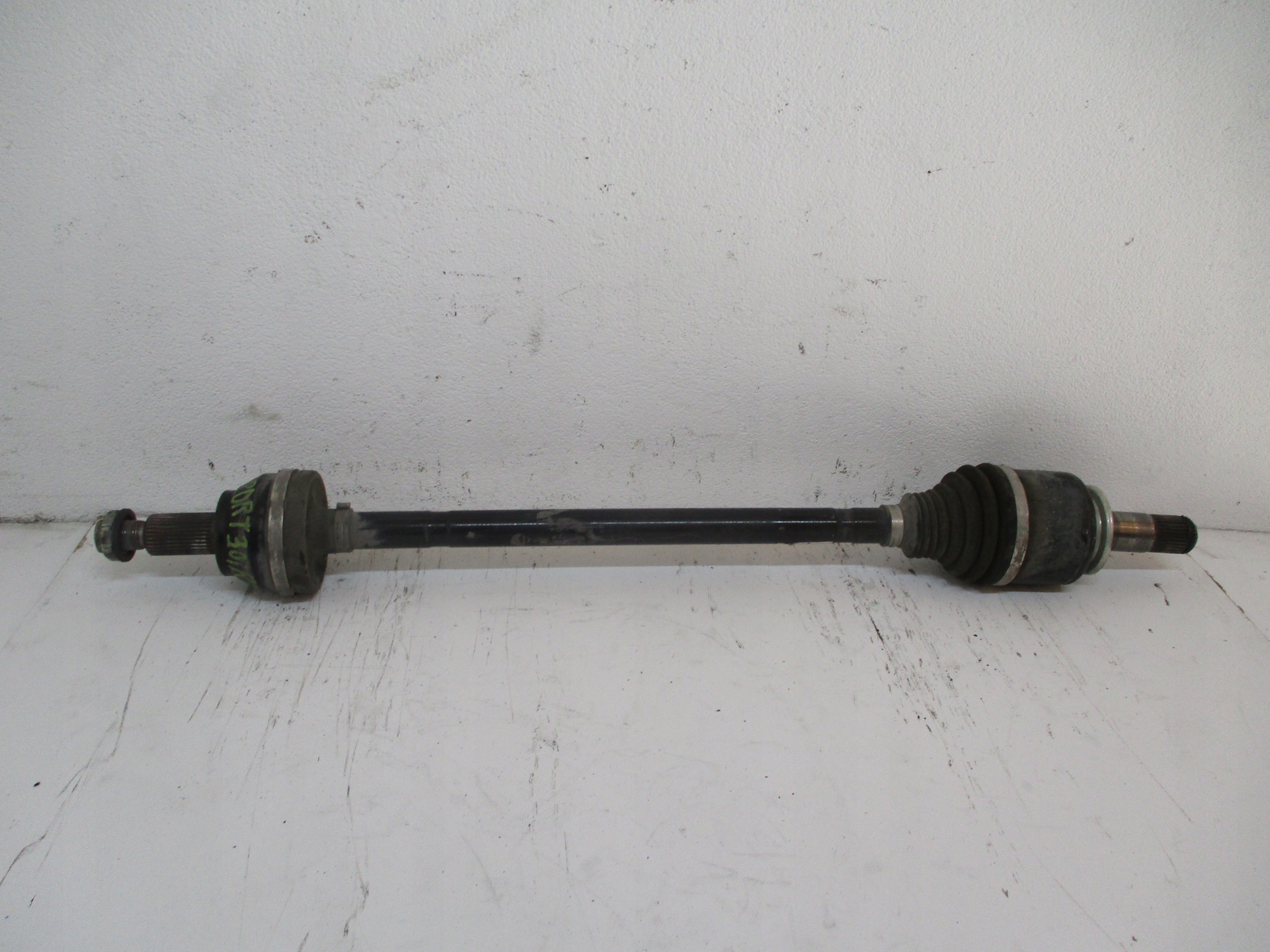 semi-axis right RANGE ROVER SPORT 22r L461 M8E2-4K138-AA rear part