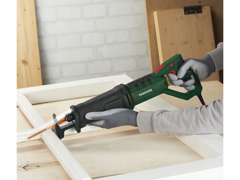 Piła szablasta elektryczna lisi ogon Parkside PFS 850 A1 850 W Seria PFS 850 A1