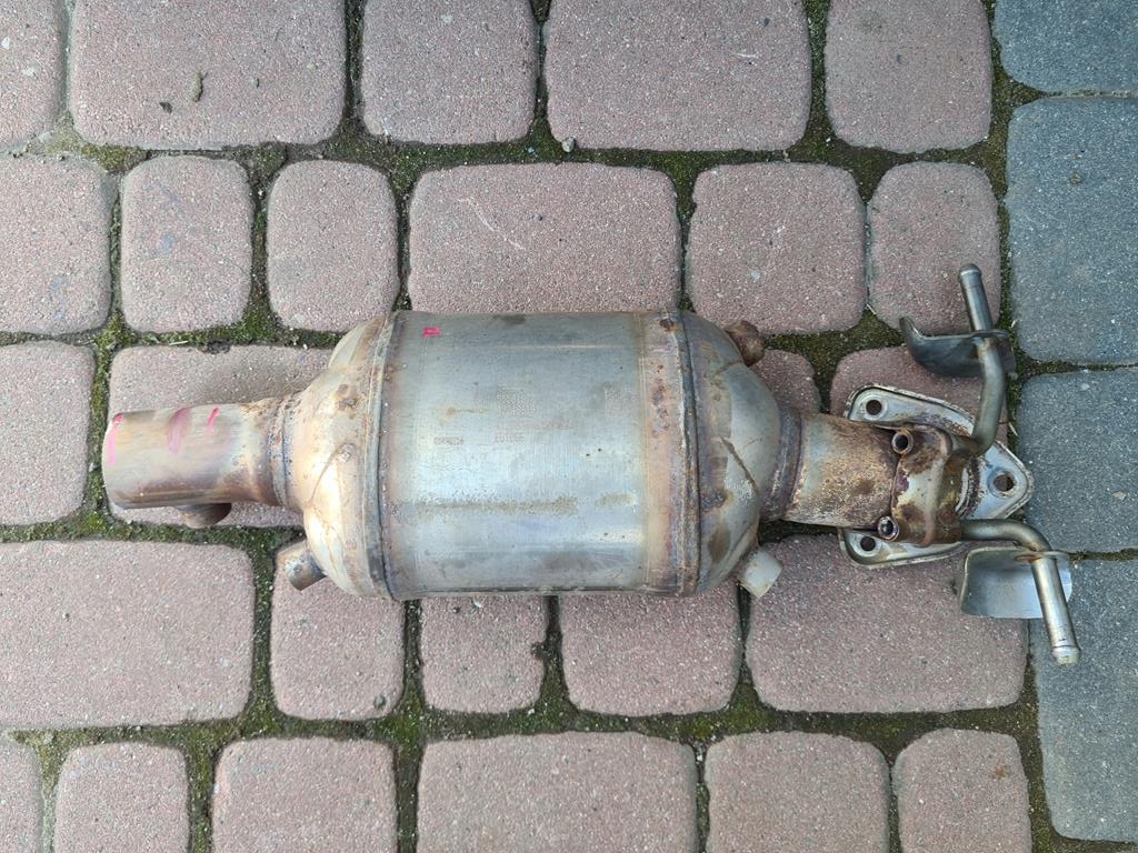exhaust pipe tlumik catalyst Opel Astra K V 55501877