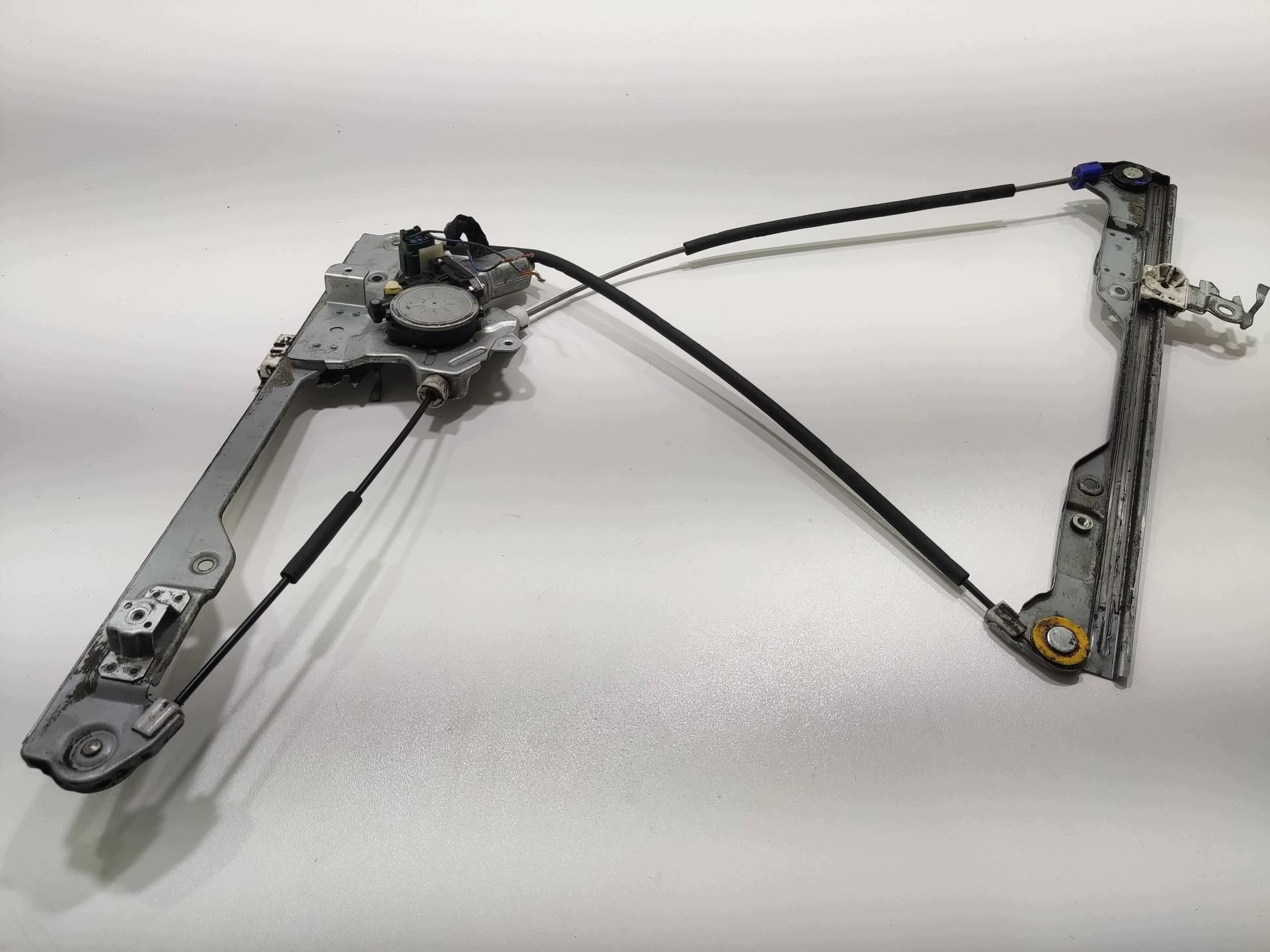 window regulator mechanism right front NISSAN CABSTAR 2006-2014 80730-MB40C