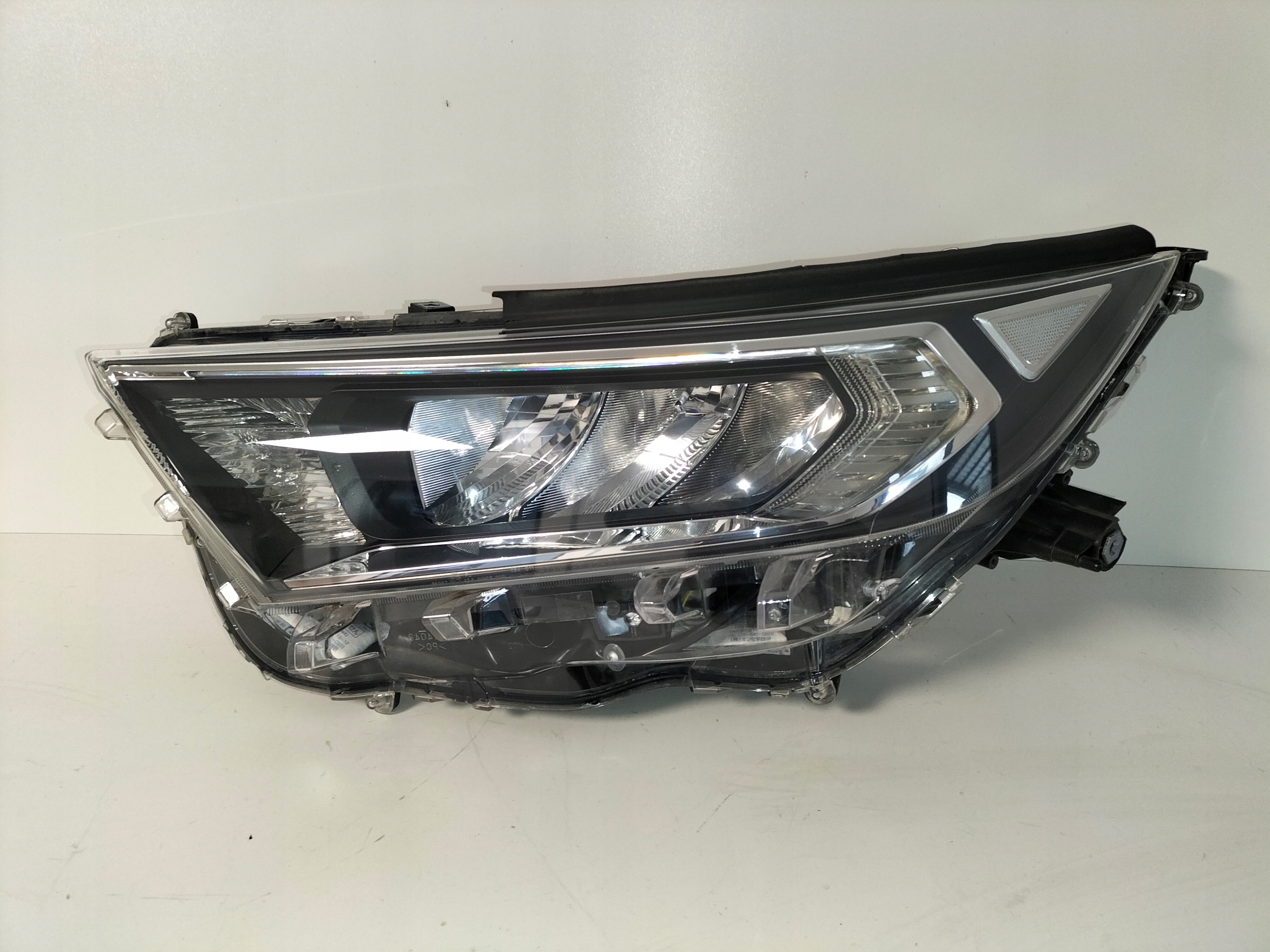 light front reflektor left TOYOTA RAV4 RAV-4 V 18- FULL LED
